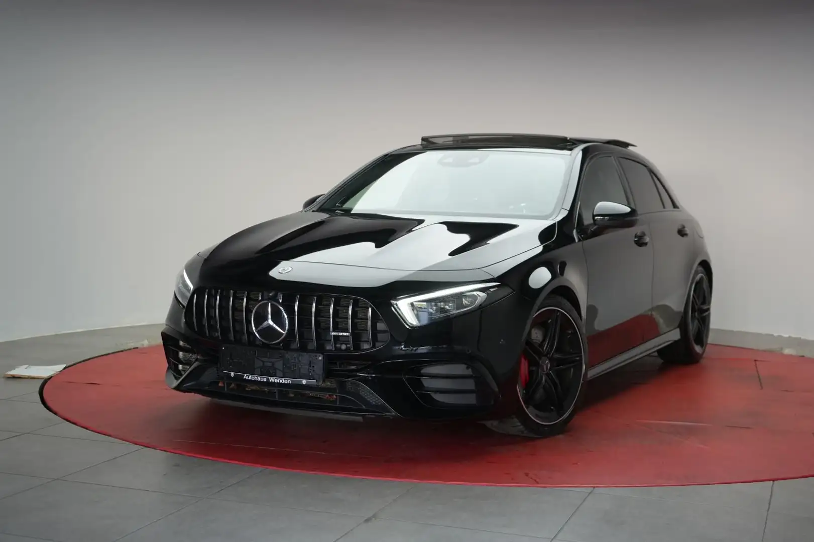 Mercedes-Benz A 45 AMG S 4Matic+ Speedshift DCT 8G Navi/Distro Schwarz - 2