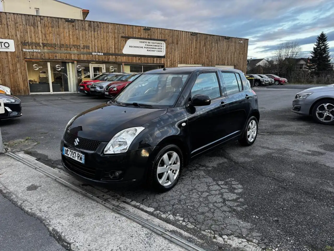 Suzuki Swift 1.3i - 92 GLX clim