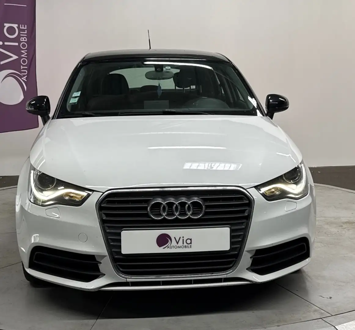 Audi A1 1.2 TFSI 86 Attraction Blanc - 2