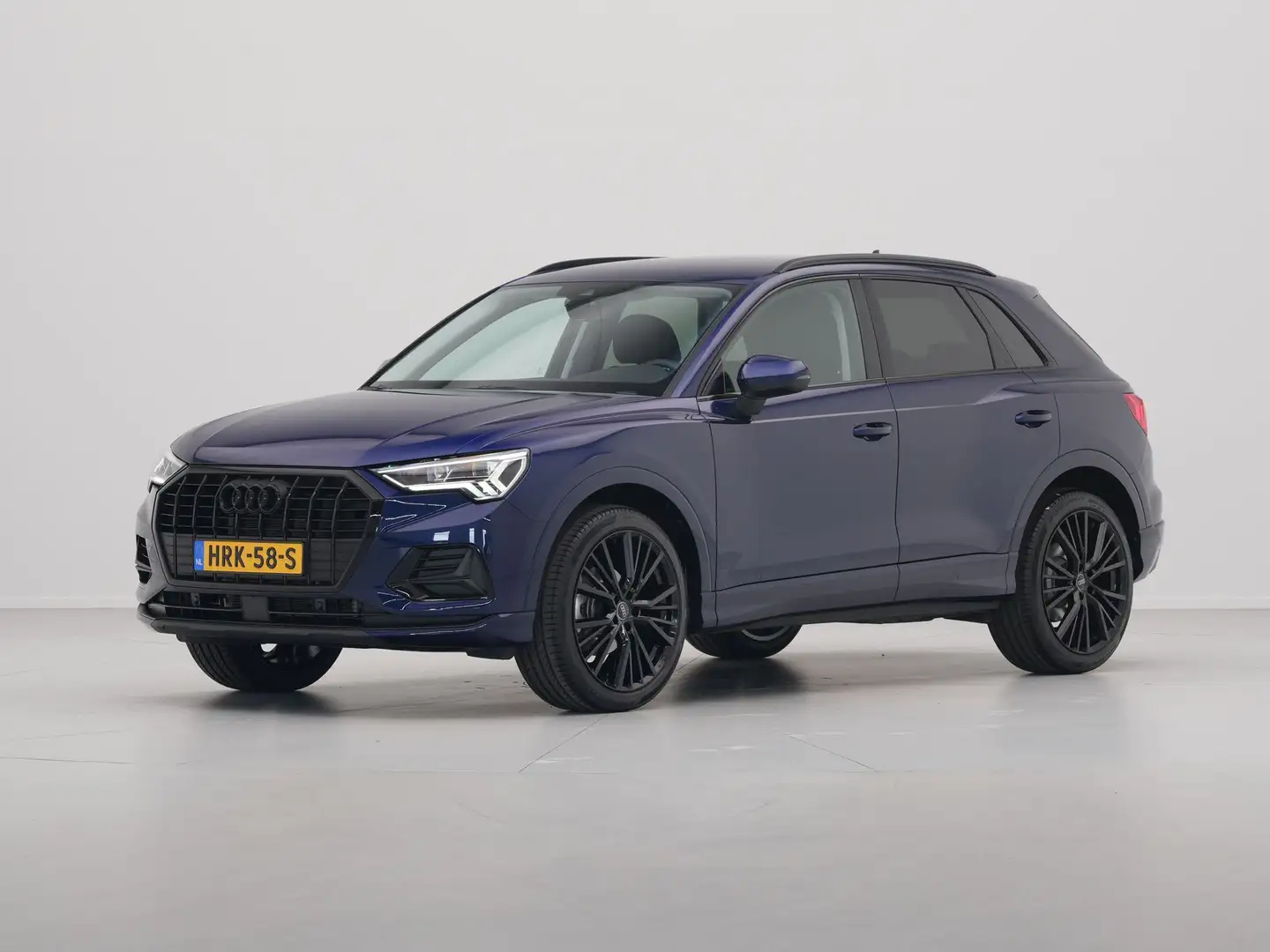 Audi Q3 35 TFSI 150 pk S-tronic Advanced edition Trekhaak, Blauw - 2