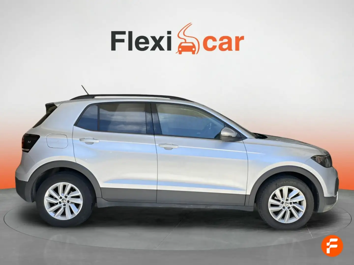 Volkswagen T-Cross 1.0 TSI Advance 81kW Gris - 2