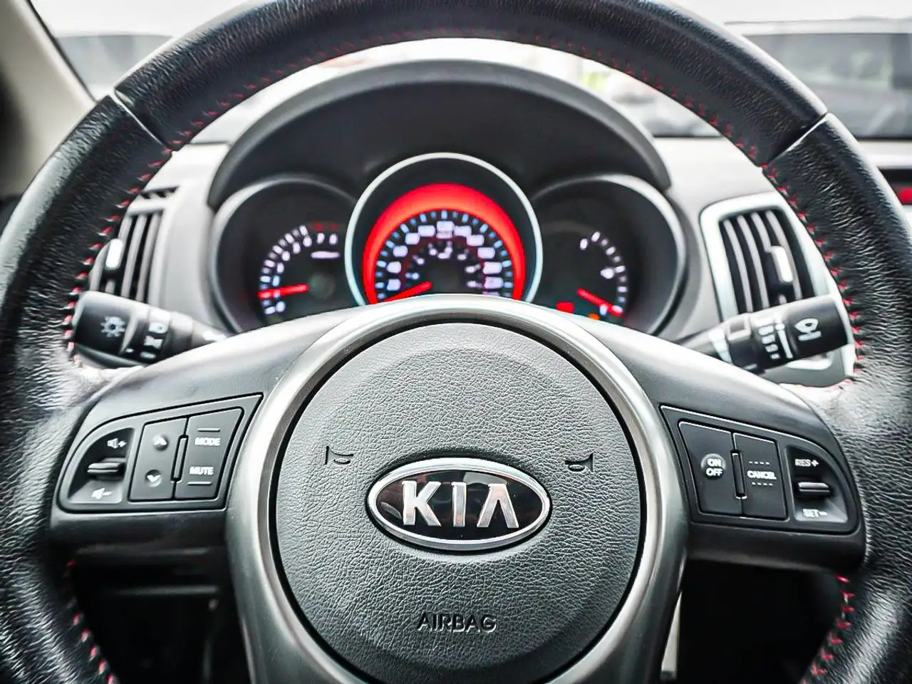 Kia Forte fotografie Kia Forte