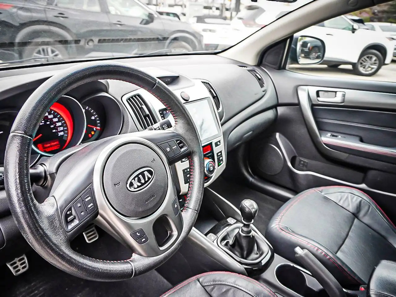 Kia Forte fotografie Kia Forte
