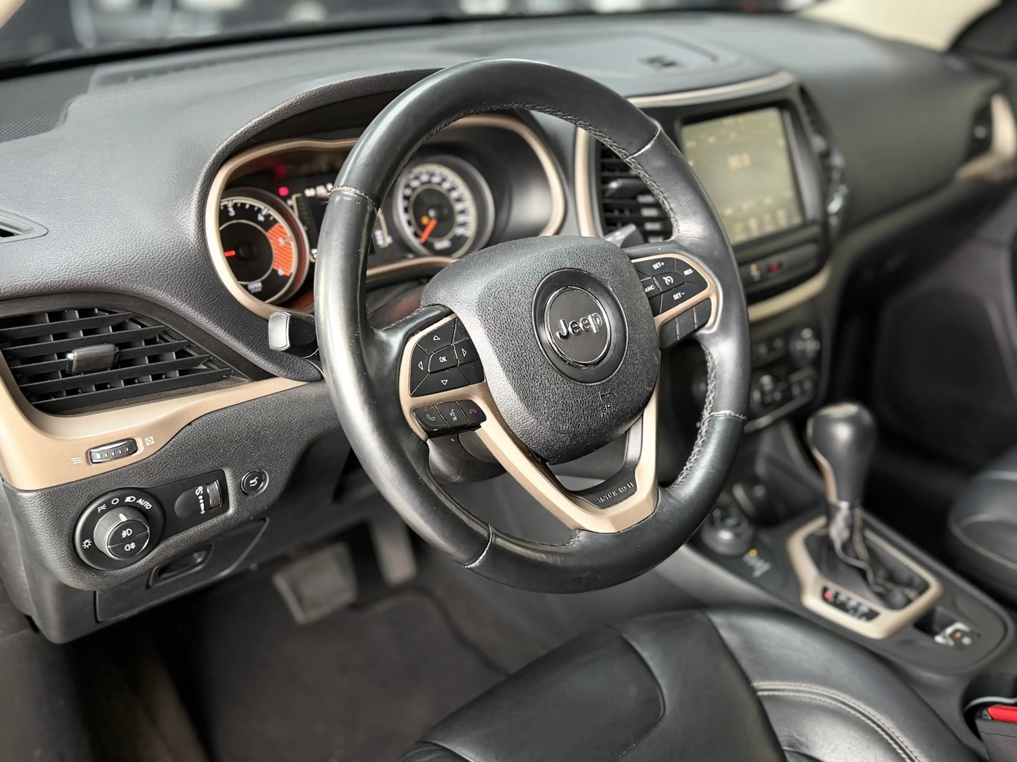 Jeep Cherokee 2.0 Longtitude Business Edition AWD,Automaat,Leer, — photo 8