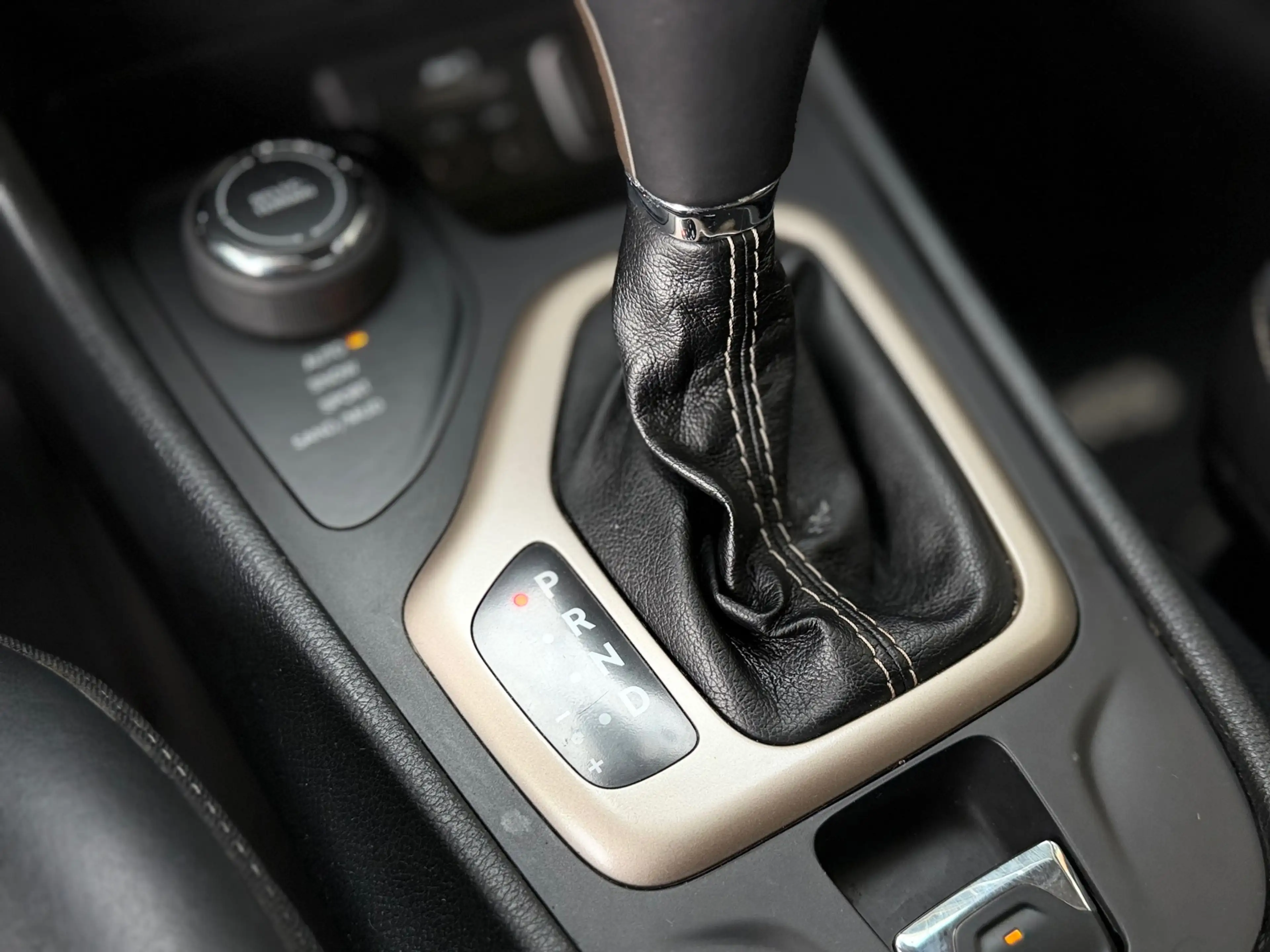 Jeep Cherokee 2.0 Longtitude Business Edition AWD,Automaat,Leer, — photo 11