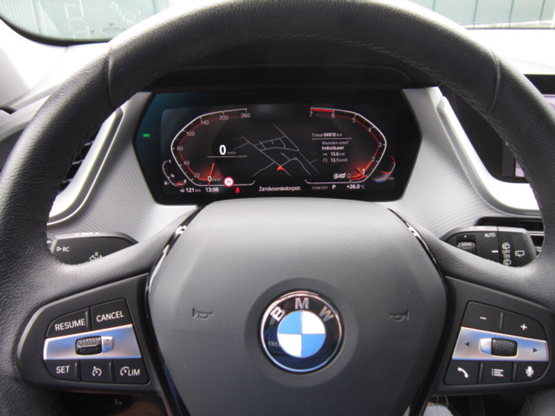 BMW 118 iA PROF NAVI + VIRTUAL DASHBOARD + CARPLAY + DAB — photo 13