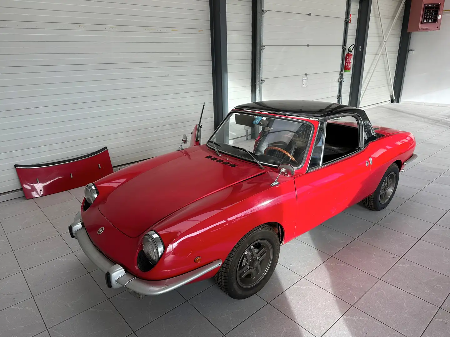 Fiat 850 Sport Spider Červená - 1