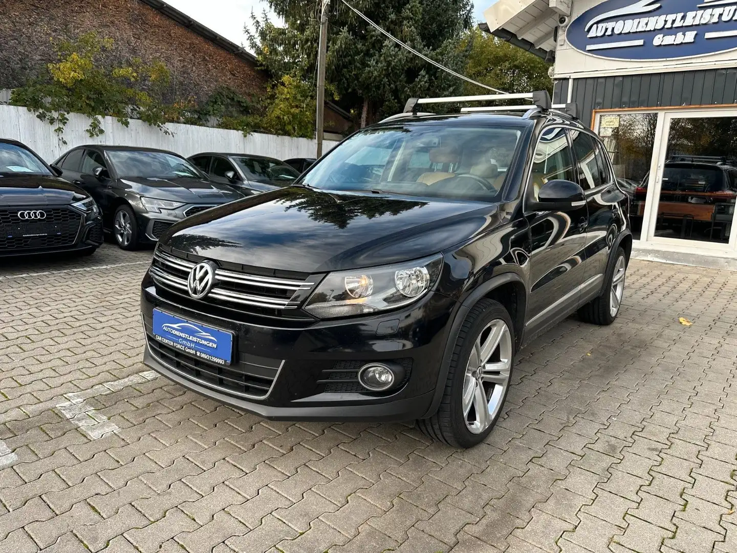 Volkswagen Tiguan Sport & Style 4-Motion DSG Navi Leder SHZ Fekete - 1