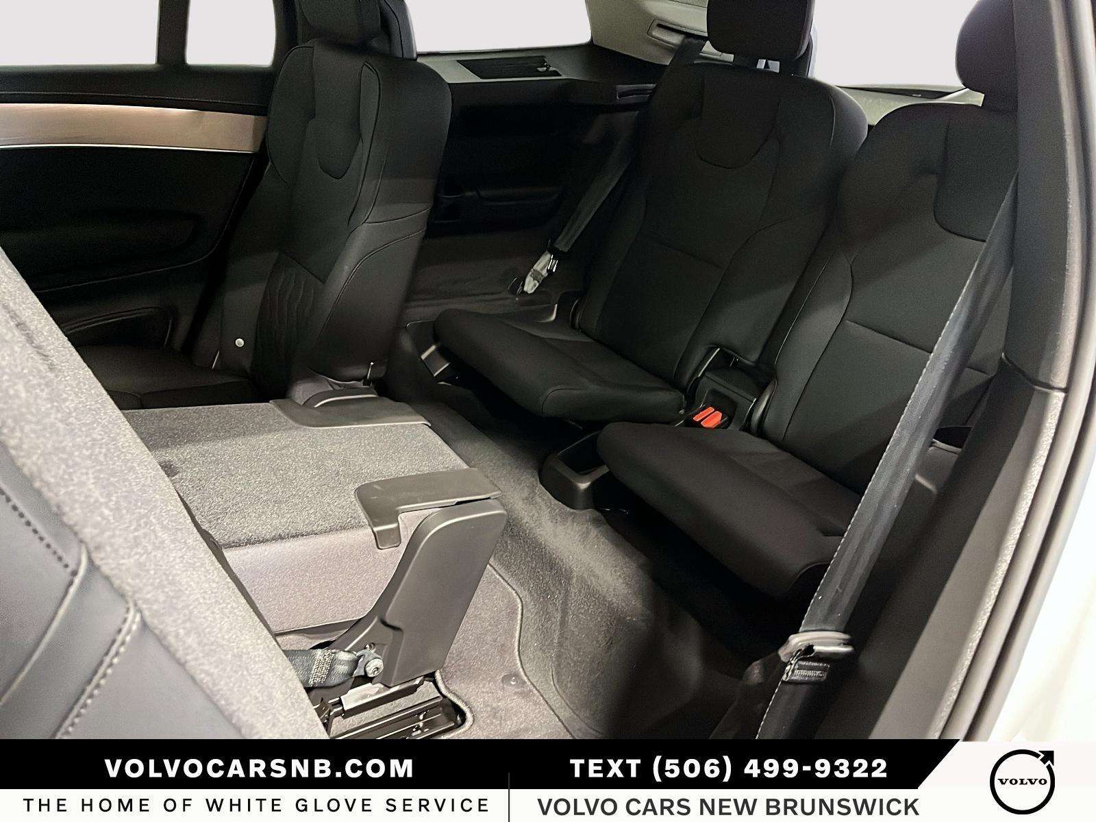 2026 Volvo XC90 T8 Plus Bright Theme thumb 10