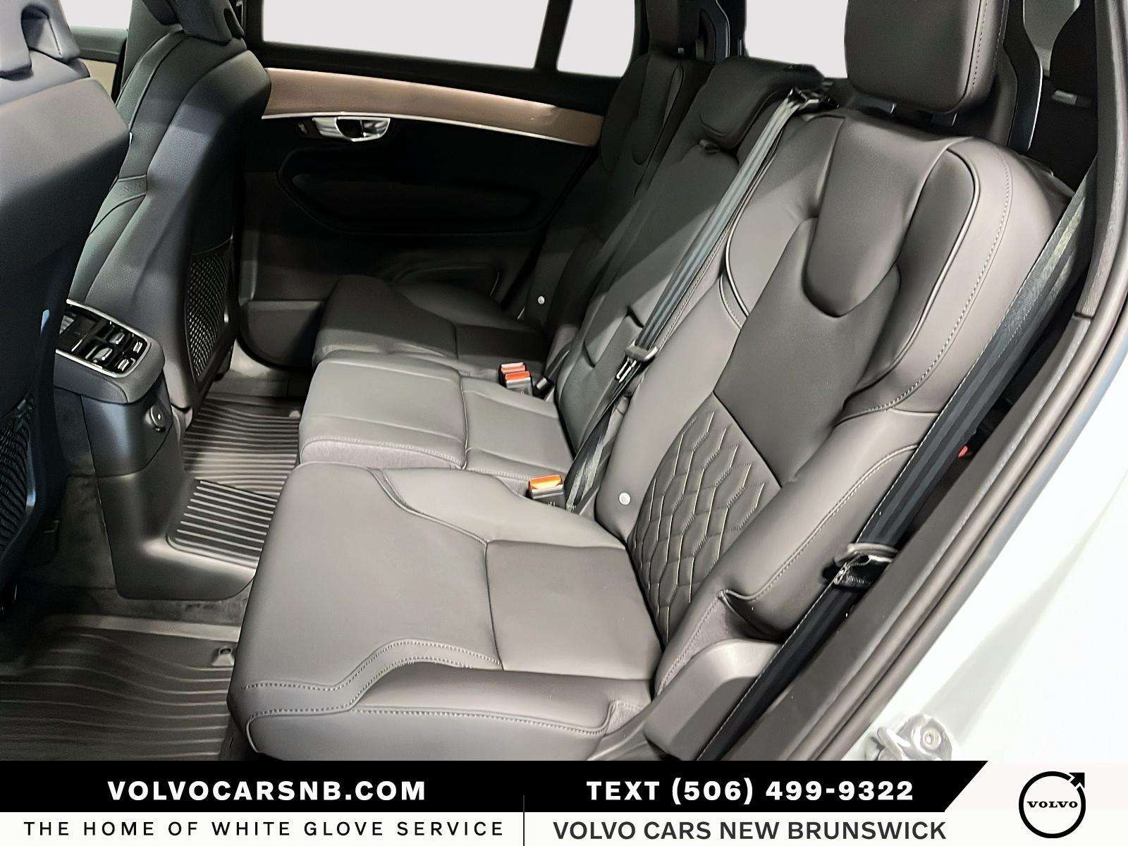 2026 Volvo XC90 T8 Plus Bright Theme thumb 9