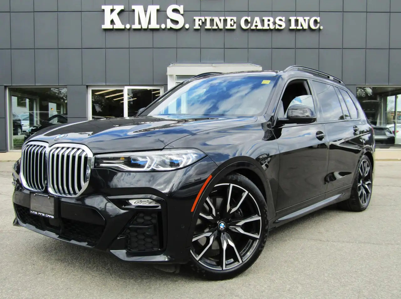 2022 BMW X7