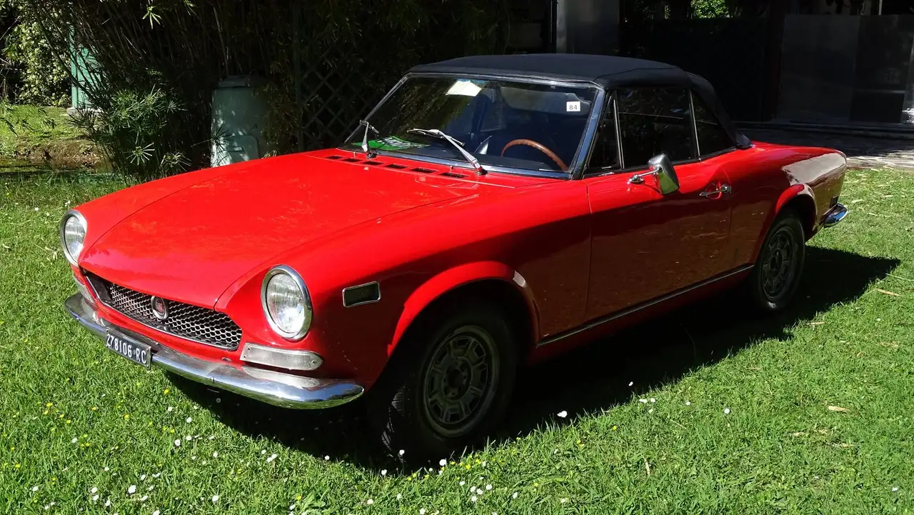 Fiat 124 Spider 1.6 110 CV, foto 1