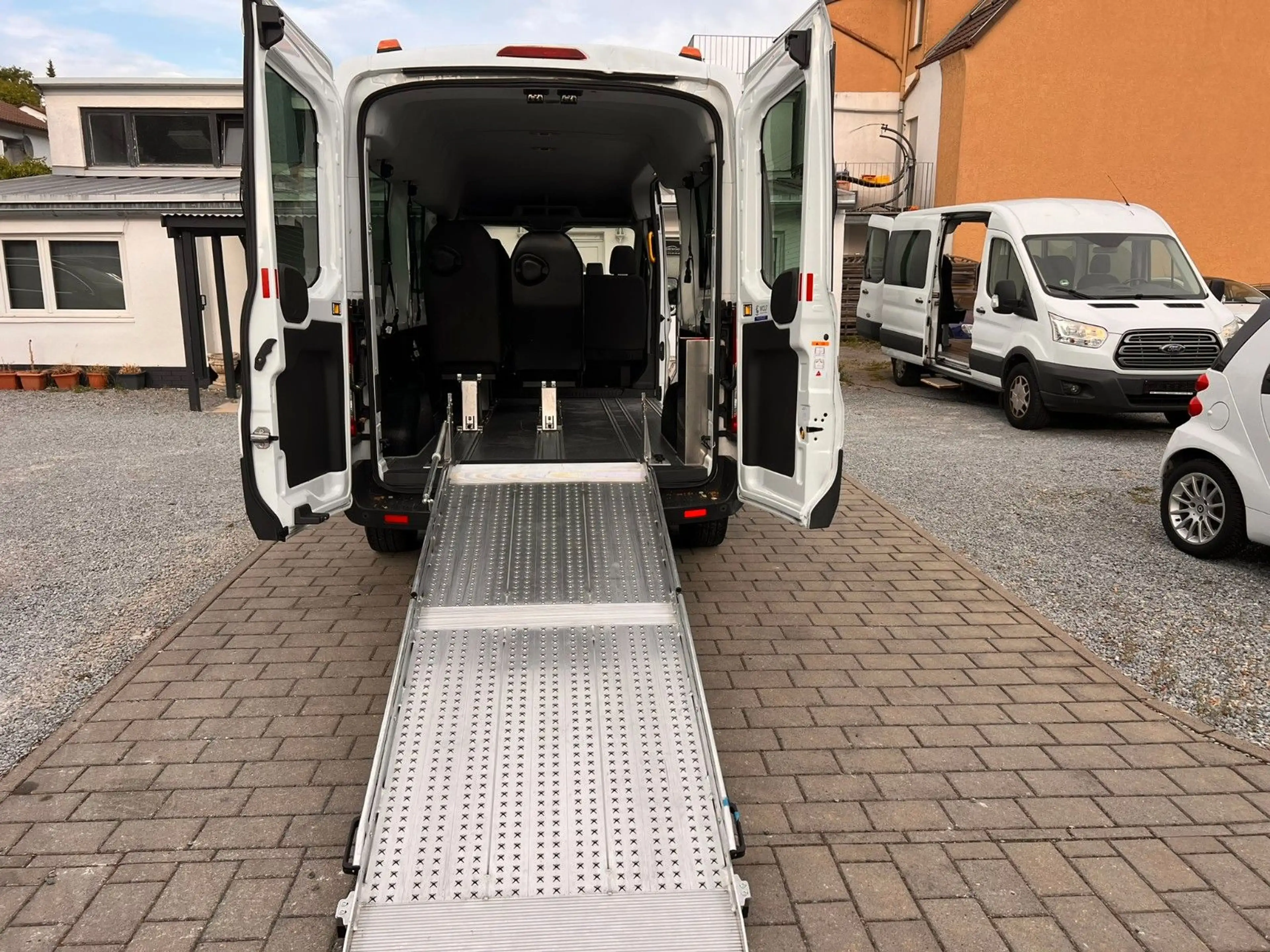 Ford Transit Kombi 350 L3 Rollstuhlrampe PDC KLIMA. — photo 20