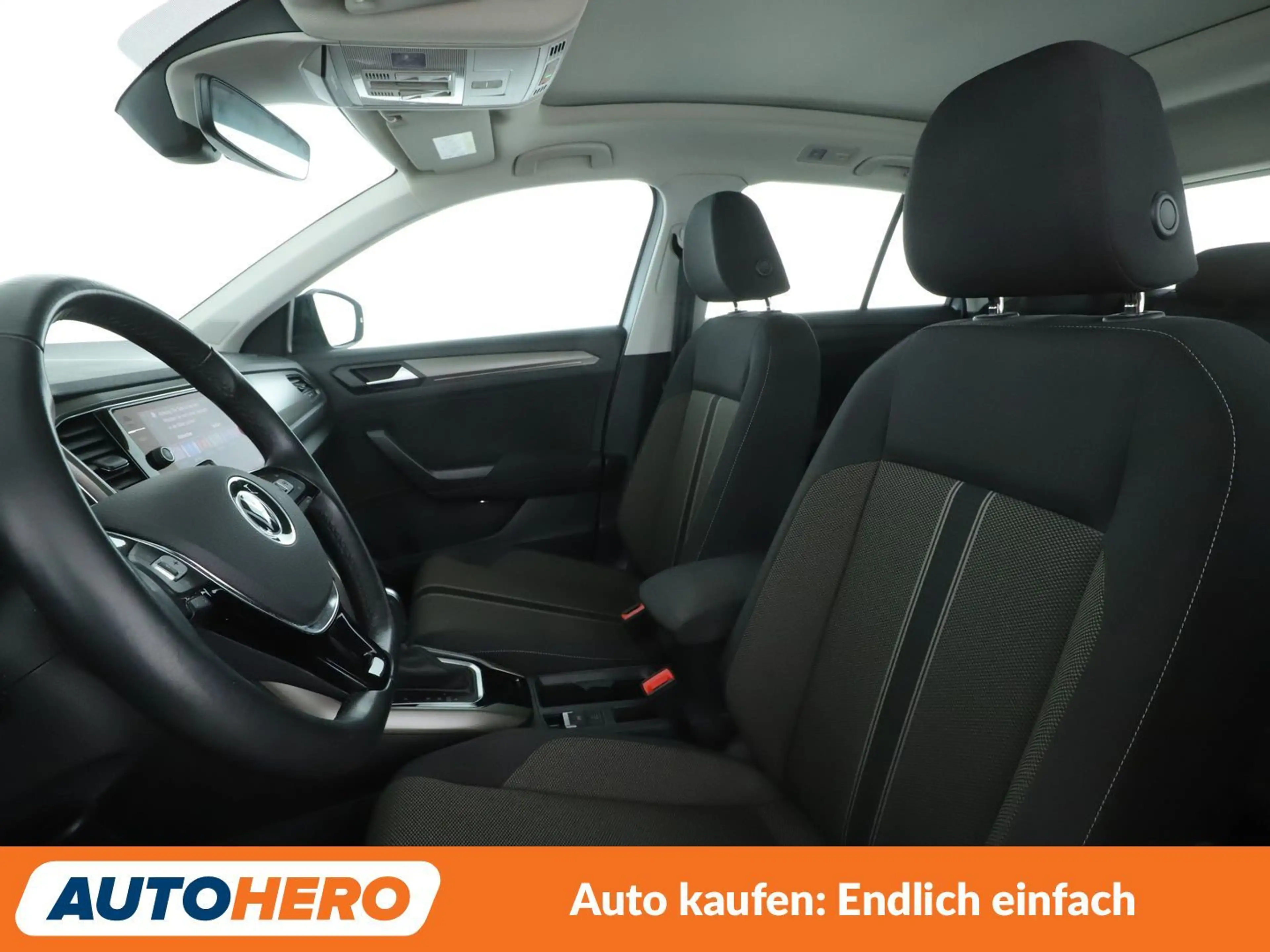 Volkswagen T-Roc 1.5 TSI ACT Style Aut.*NAVI*CAM*ACC* — photo 10