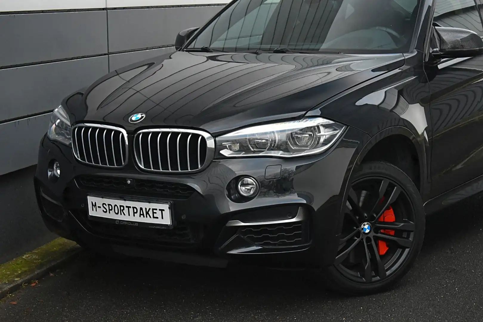 BMW X6 M D*M-Sportpaket/Traumausstattung/Turbos neu crna - 2