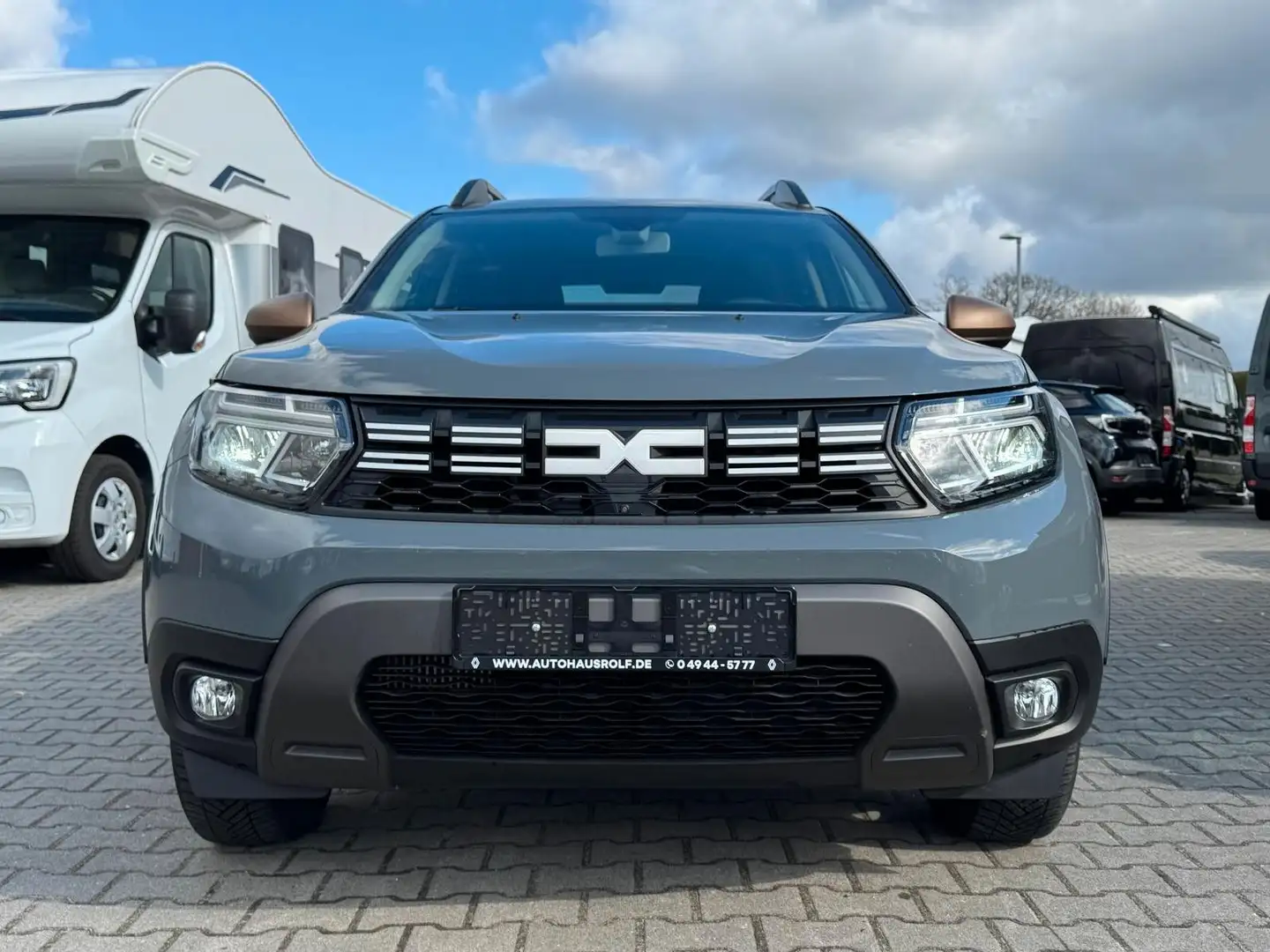 Dacia Duster Extreme  TCe 150 EDC | NAVI | KLIMA Gris - 2