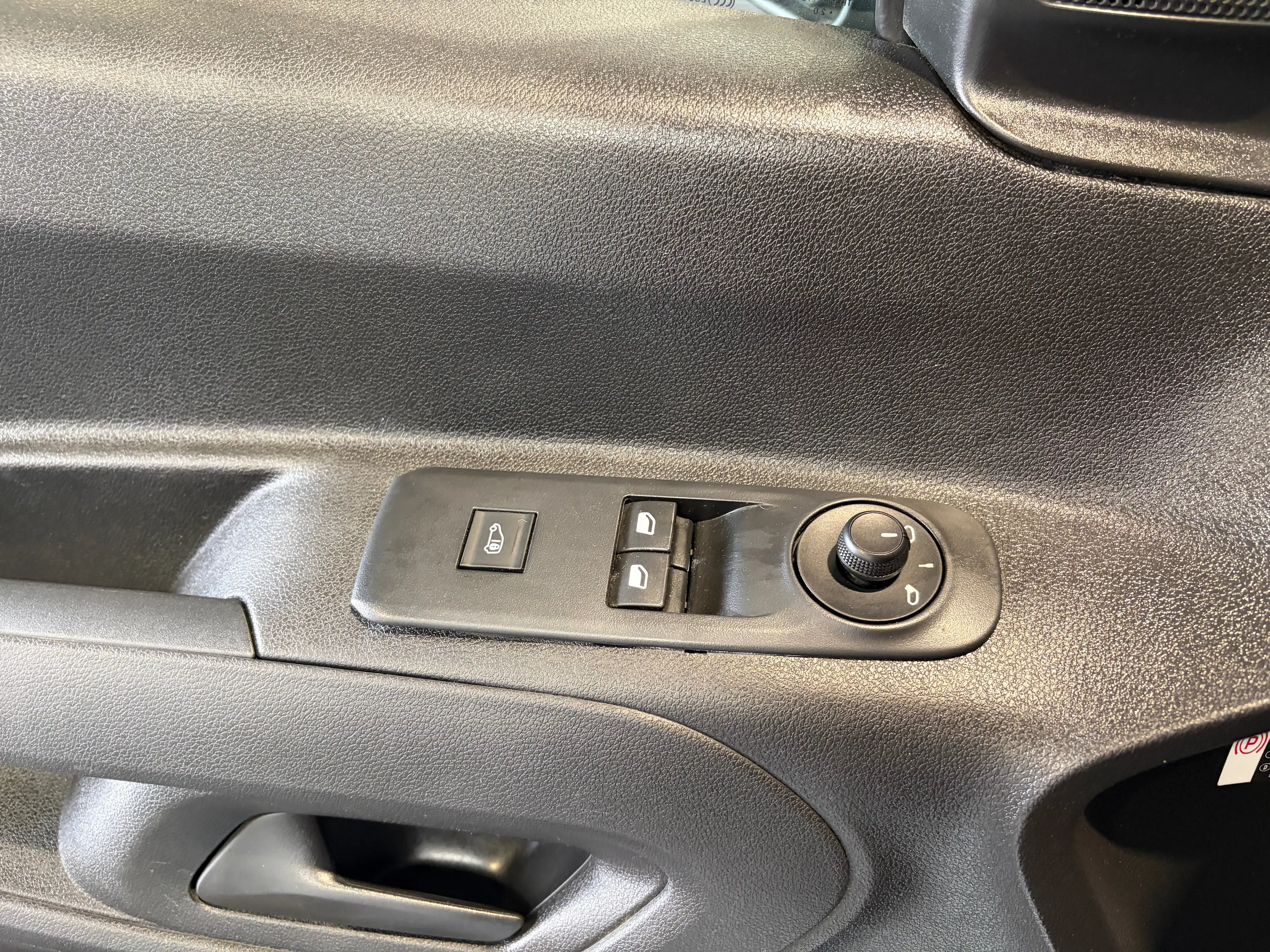 Peugeot Partner 1.5 BlueHDi L2 Heavy Pro S/S (EU6.2) — photo 13