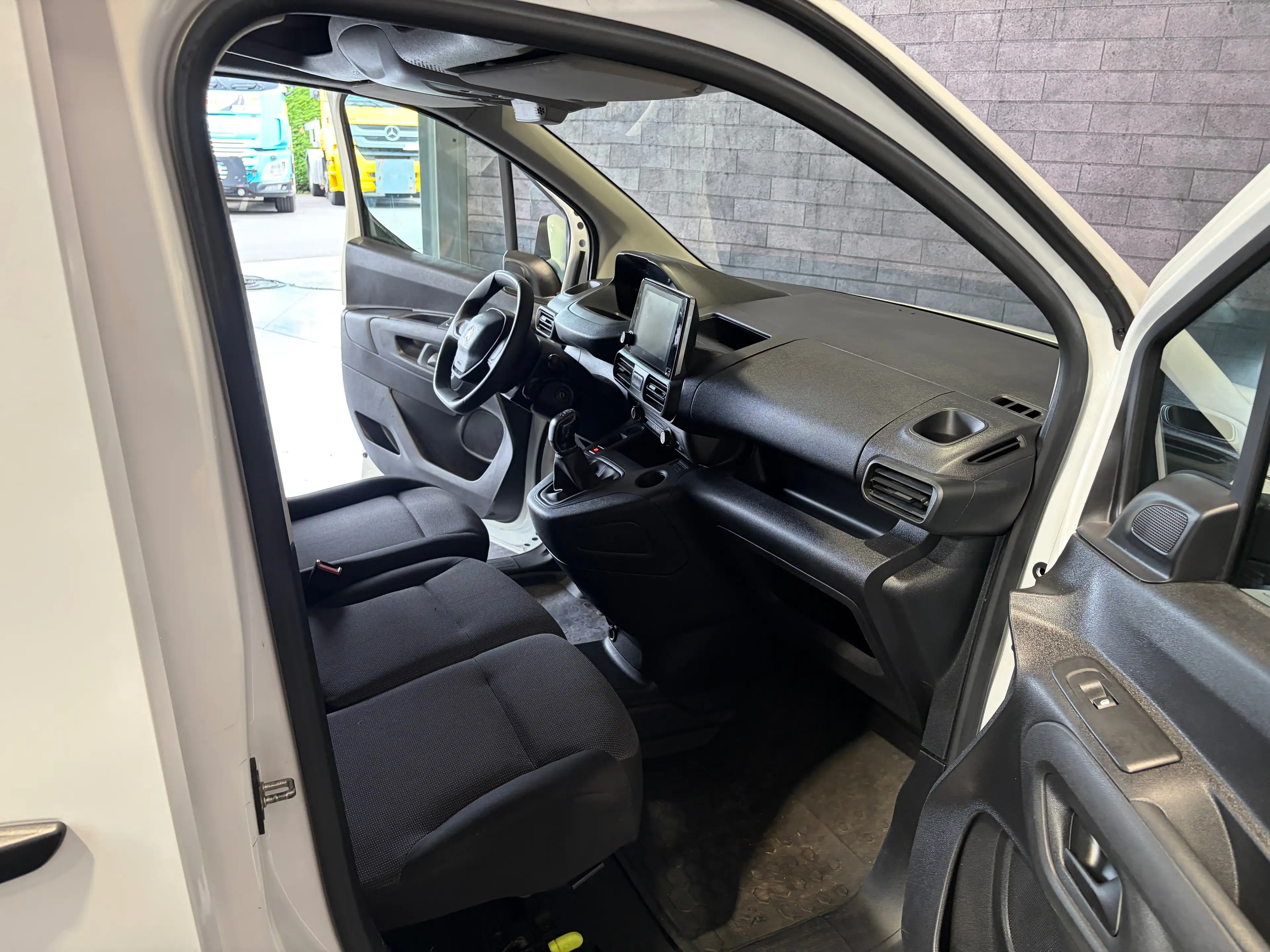 Peugeot Partner 1.5 BlueHDi L2 Heavy Pro S/S (EU6.2) — photo 10