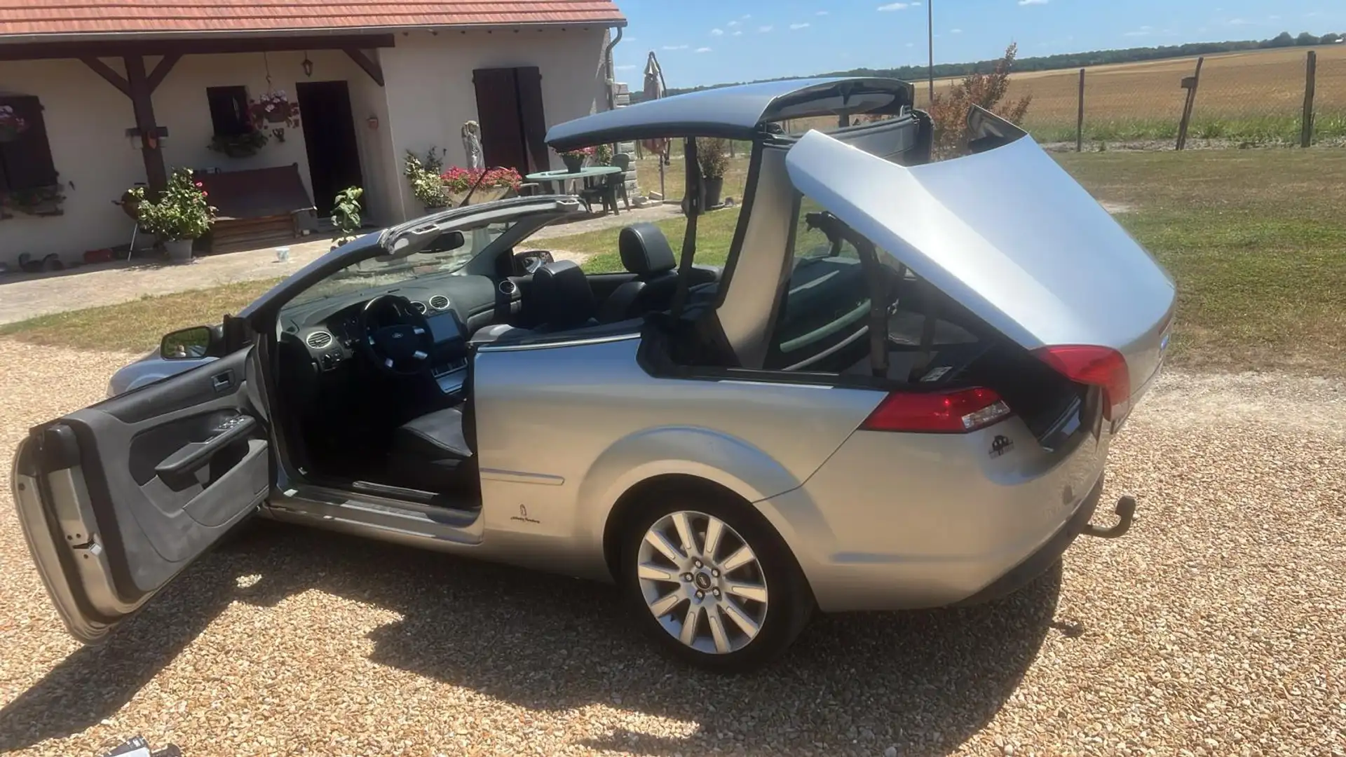 Ford Focus Focus 2.0 - 145 FULL OPTIONS Gris - 1