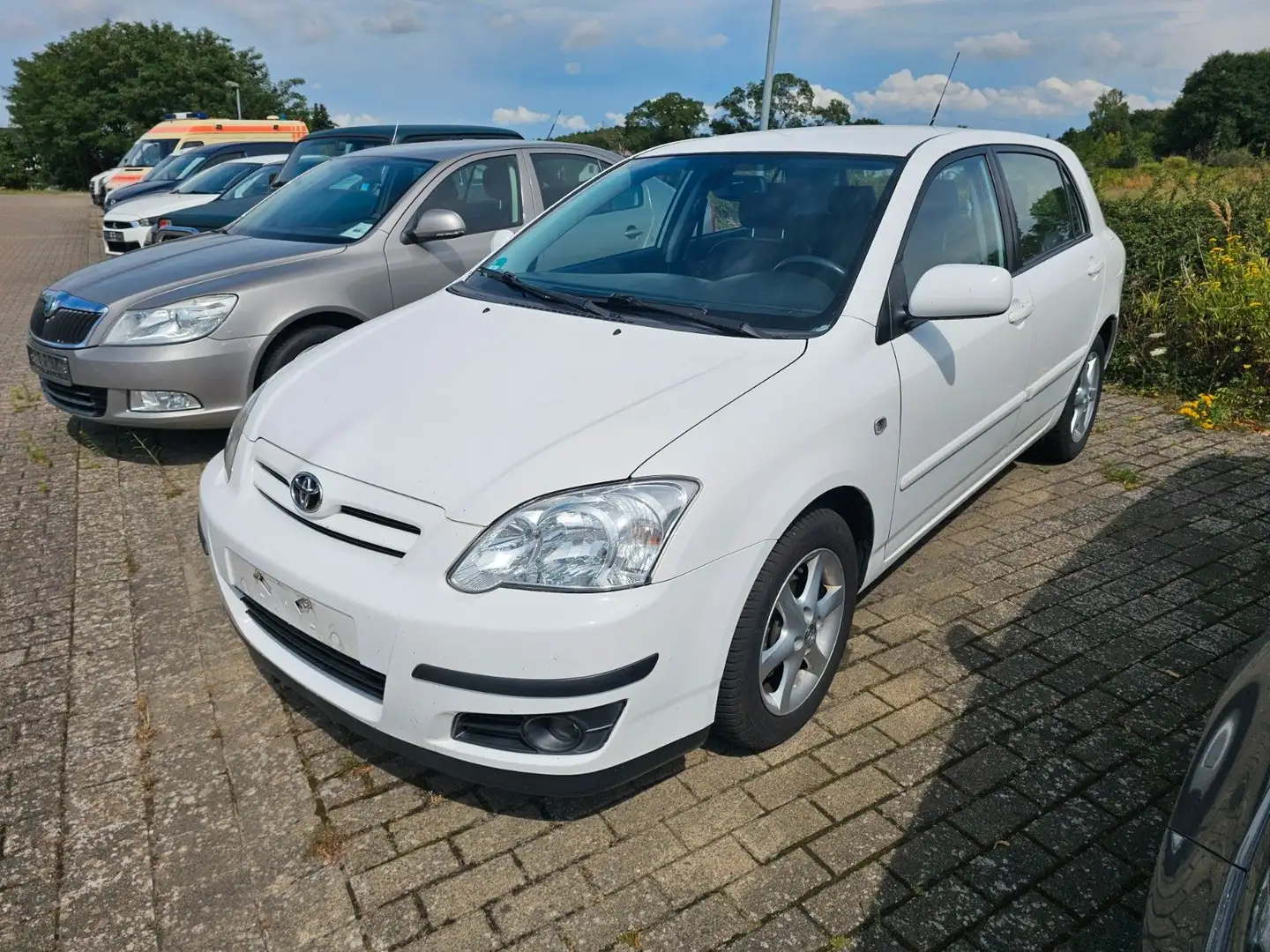 Toyota Corolla 1.6 Executive+Automatik+Leder+Stdhz+Temp Blanc - 1