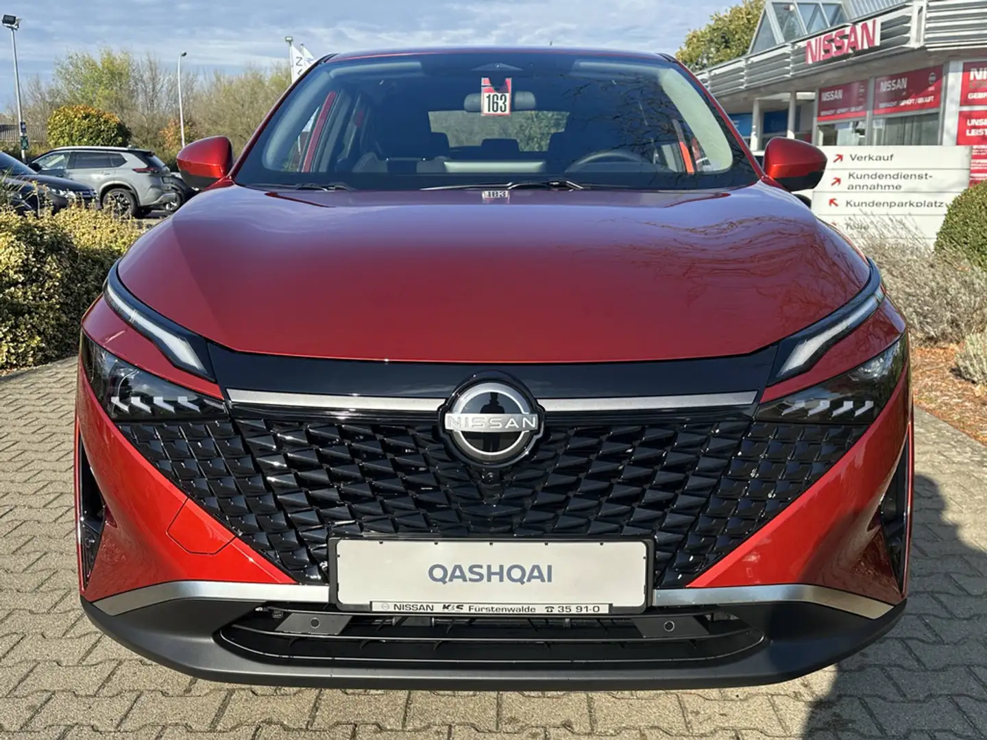 Nissan Qashqai MY24 1.3 DIG-T MHEV 140 PS MT 4x2 Acenta NC Winter Rot - 2
