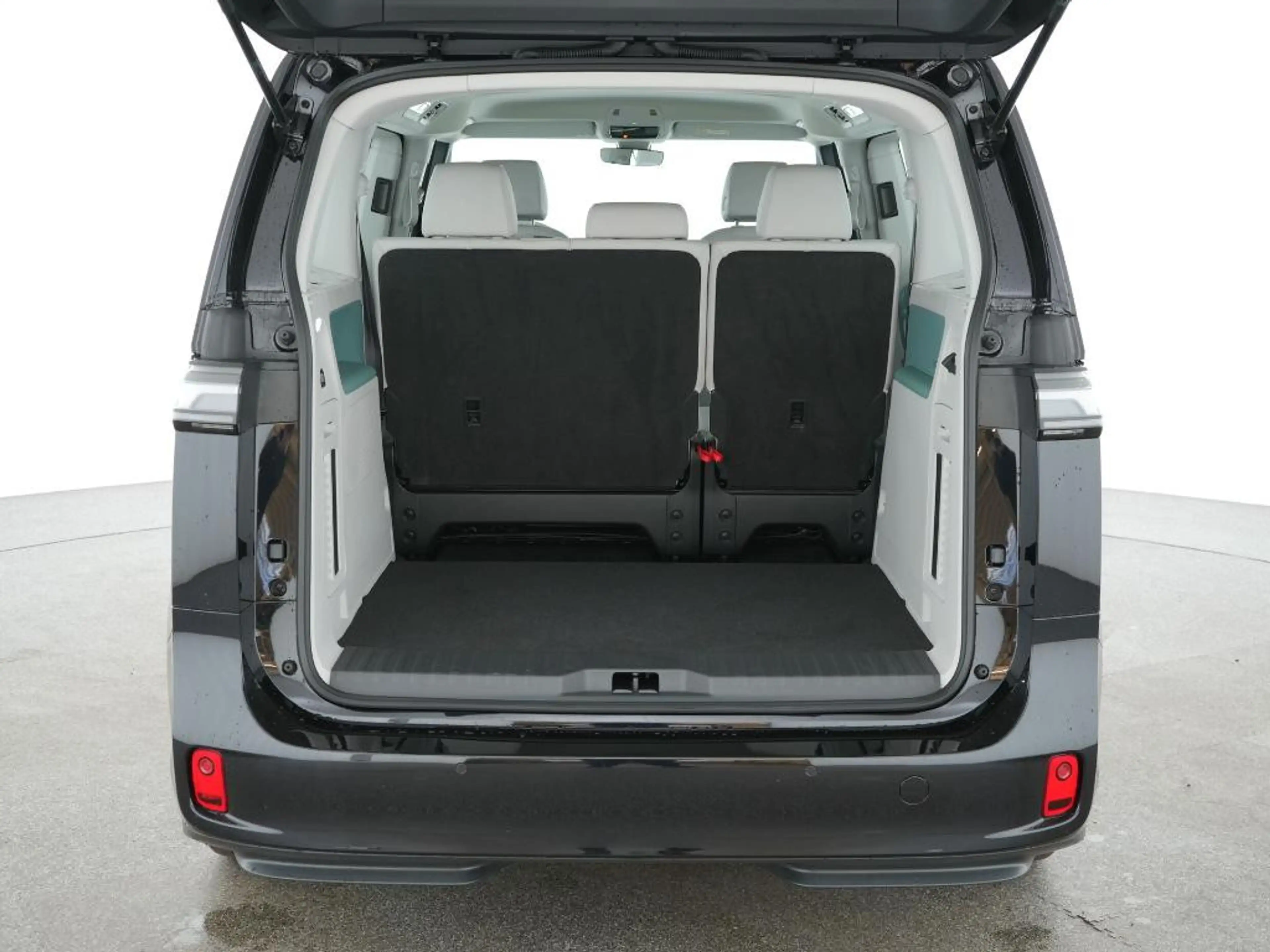 Volkswagen ID. Buzz — photo 10