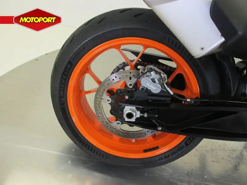 KTM 890 SMT - foto 3