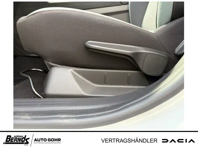 Dacia Bigster view 6