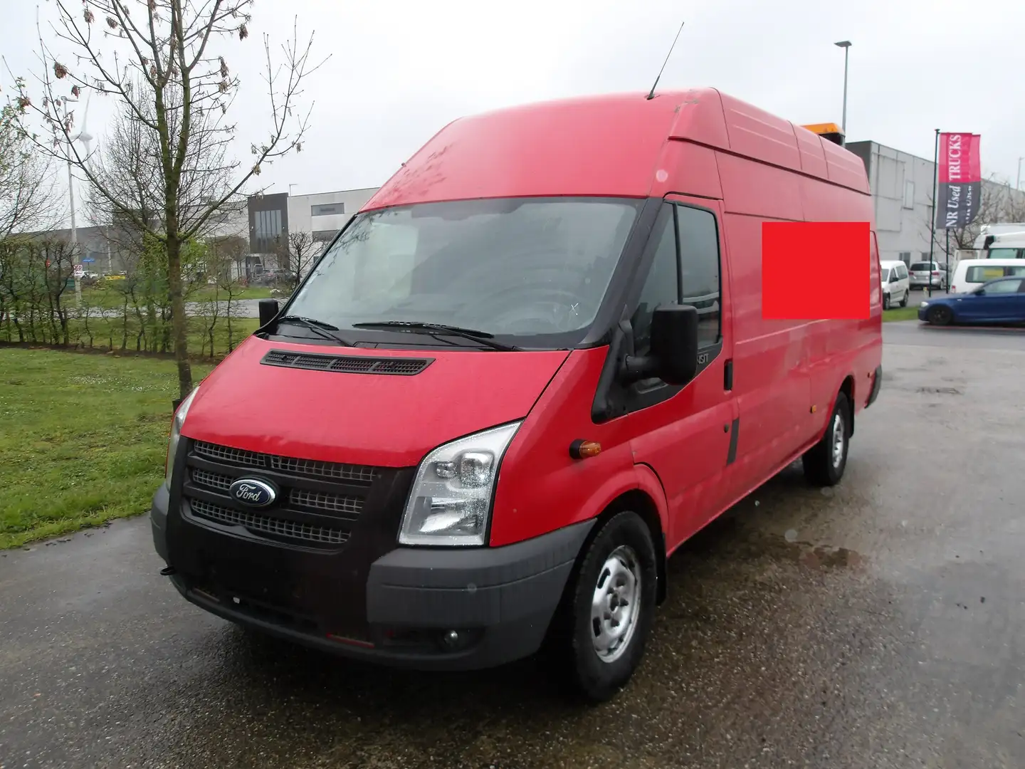 Ford Transit 125T350 Rouge - 1