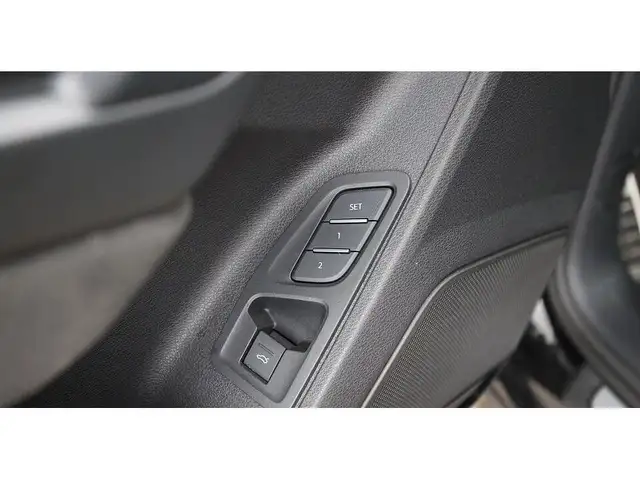 Audi RS Q3 Sportback 2.5 TFSI quattro Aut LED 360-CAM Ansicht 29