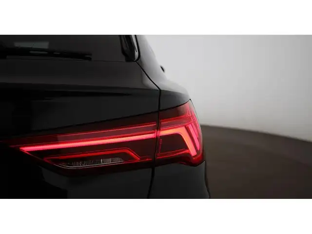 Audi RS Q3 Sportback 2.5 TFSI quattro Aut LED 360-CAM Ansicht 9
