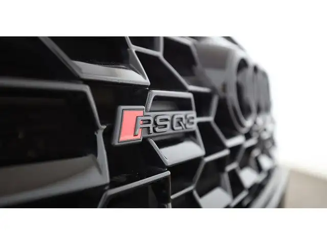 Audi RS Q3 Sportback 2.5 TFSI quattro Aut LED 360-CAM Ansicht 15