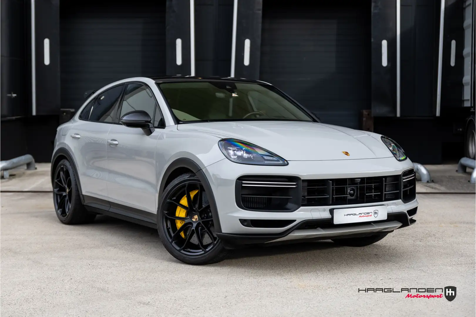 Porsche Cayenne Coupé 4.0 Turbo GT NL AUTO Gris - 2