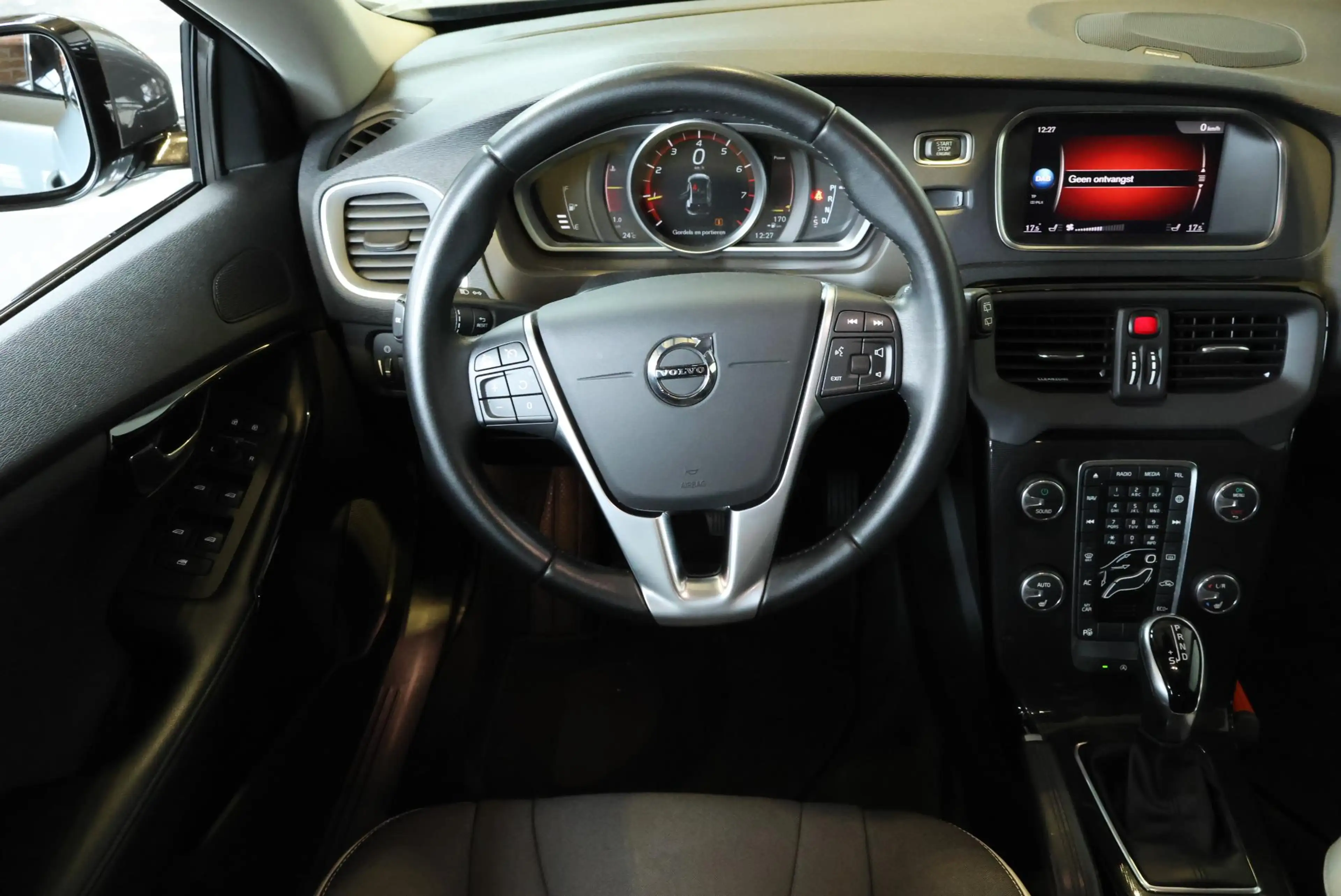 Volvo V40 T3 Automaat Dynamic Edition | Panoramadak | Climat — photo 12