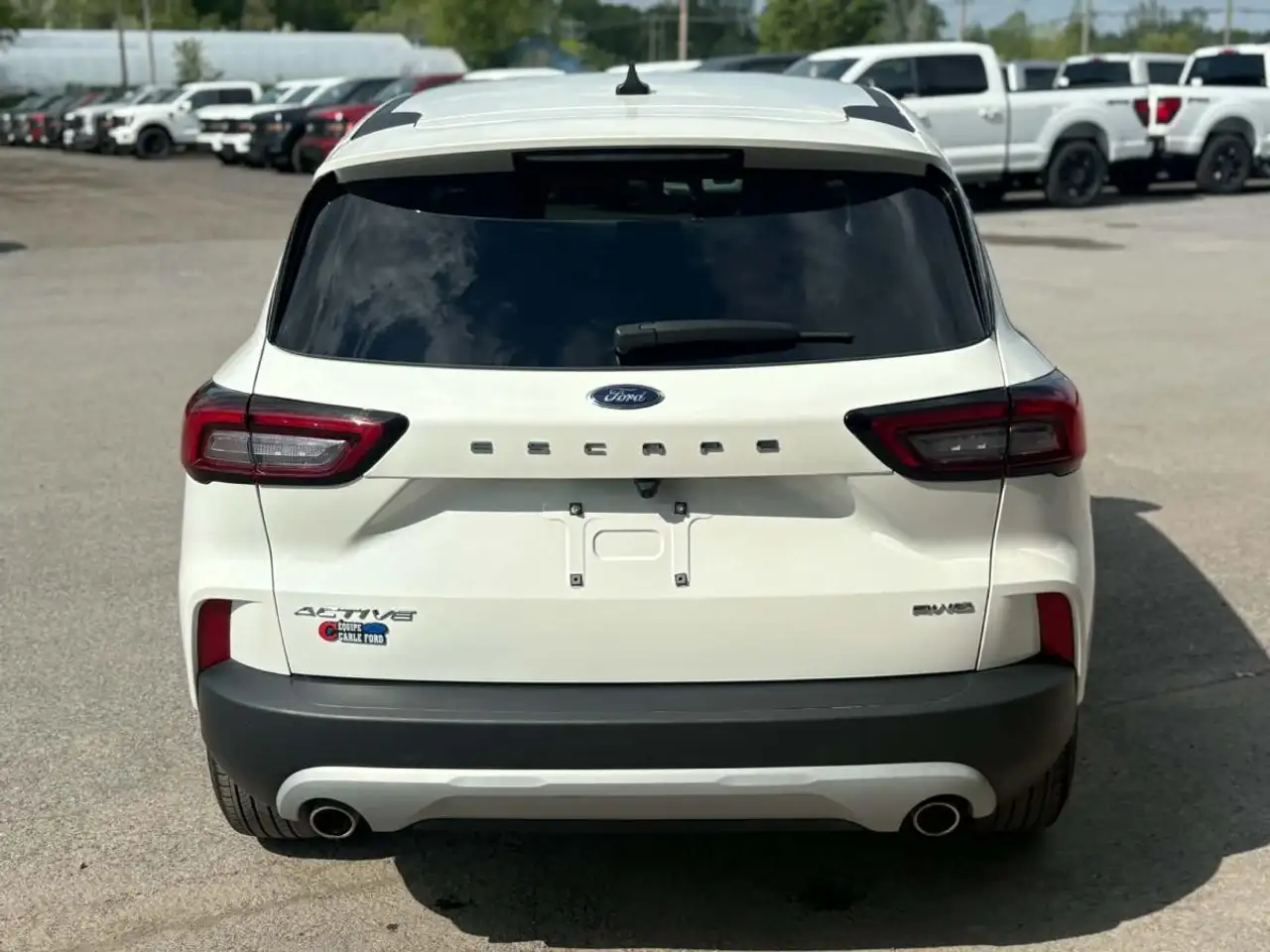 Ford Escape снимка Ford Escape