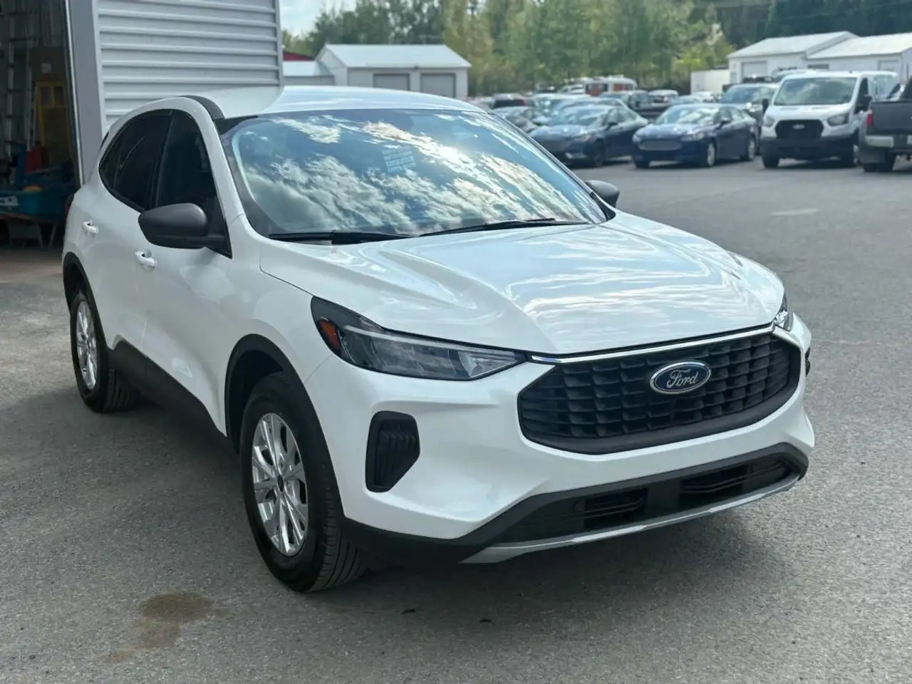 Ford Escape снимка Ford Escape