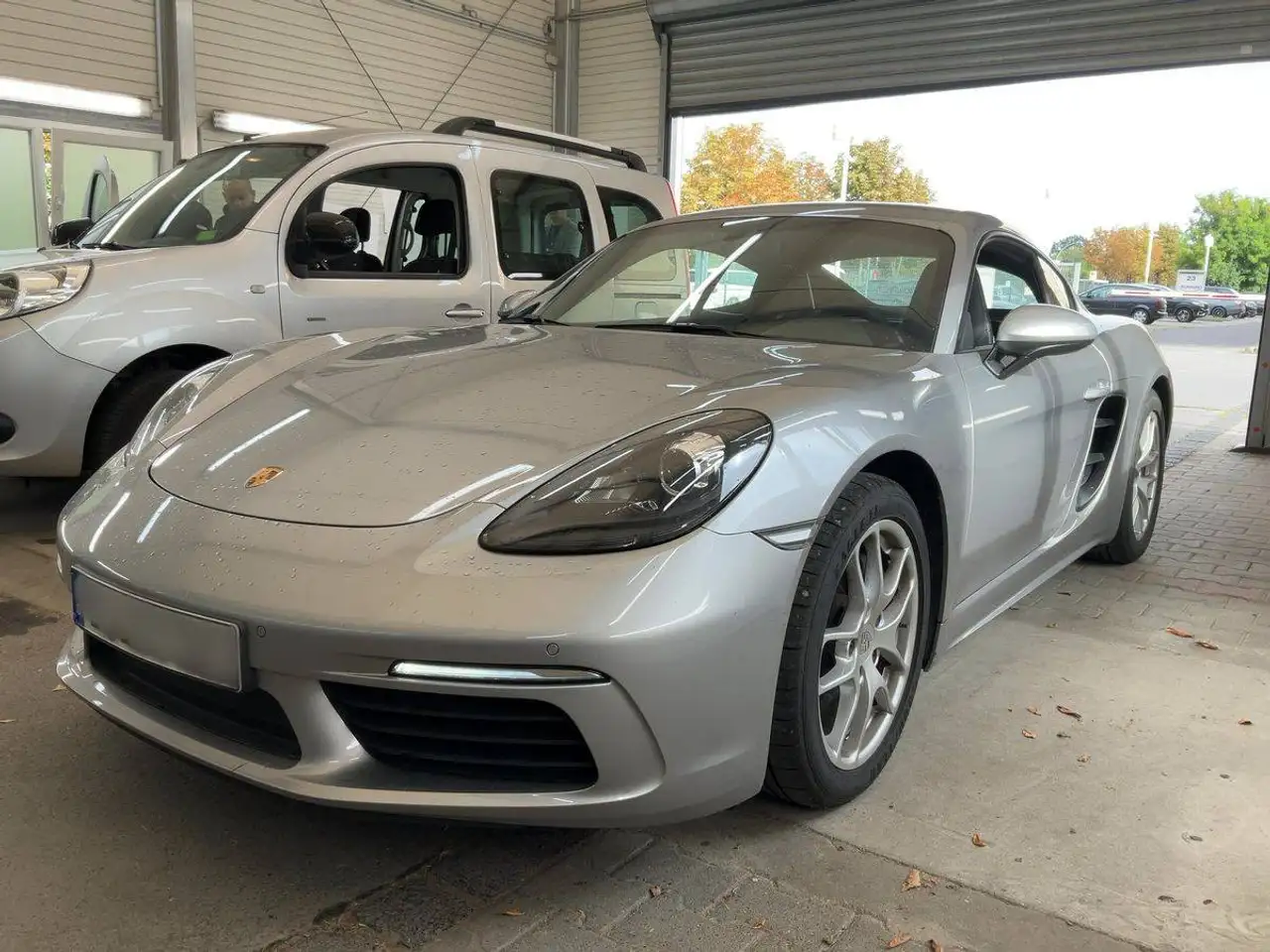 Porsche 718