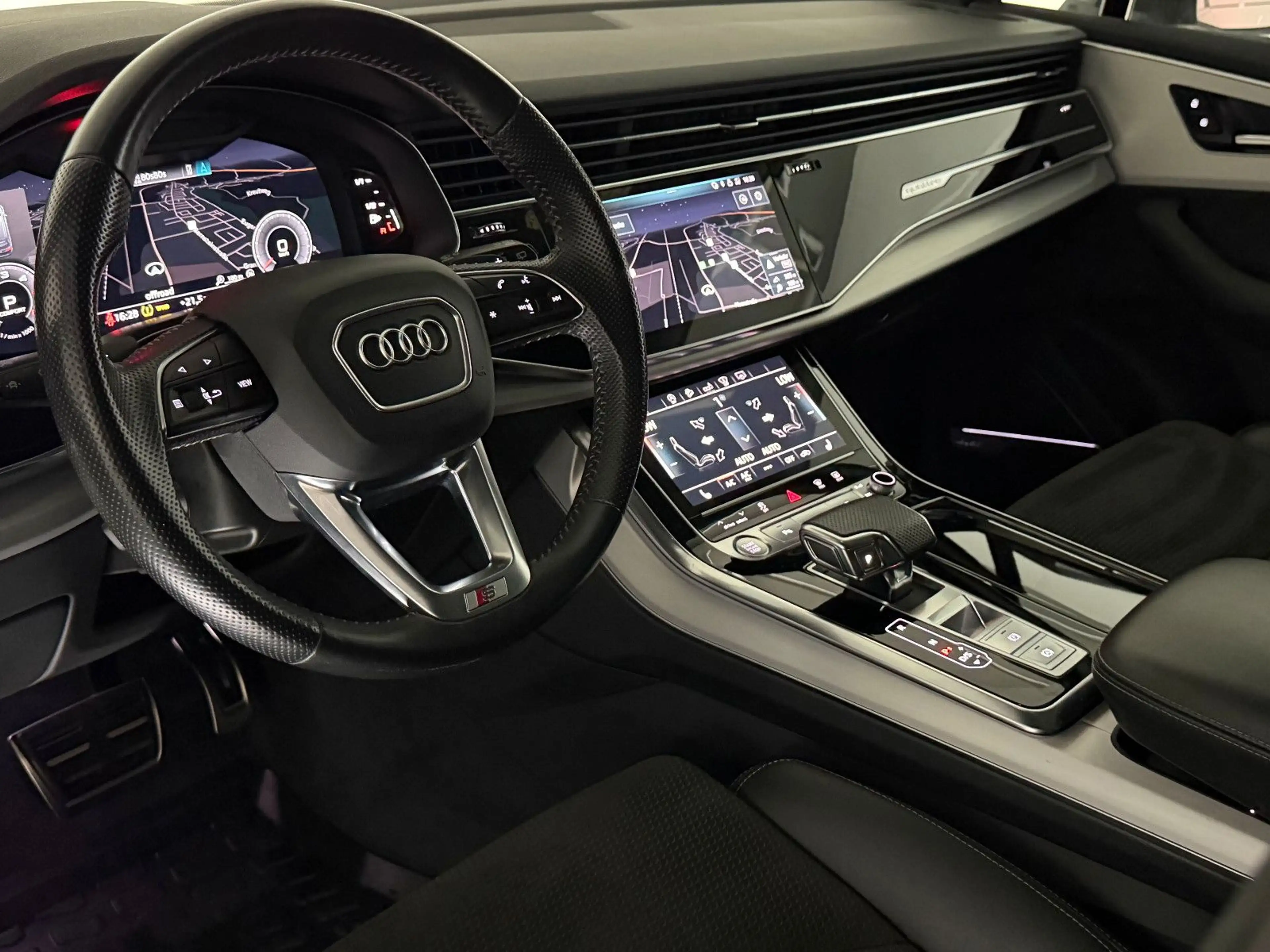Audi Q7 50 TDI Quattro S LINE/BOSE/MEMORY/HuD/7-SITZE — photo 13