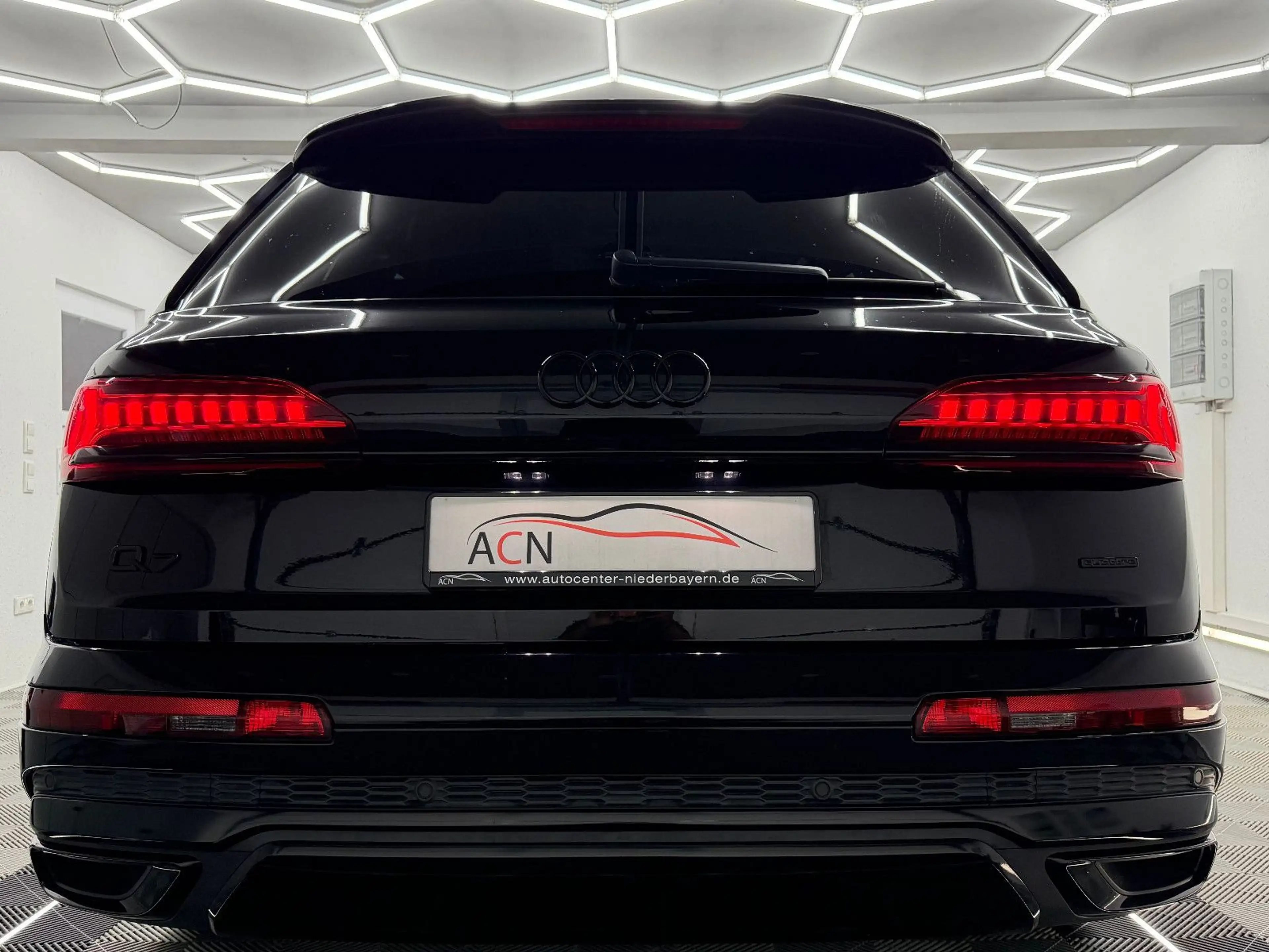 Audi Q7 50 TDI Quattro S LINE/BOSE/MEMORY/HuD/7-SITZE — photo 9