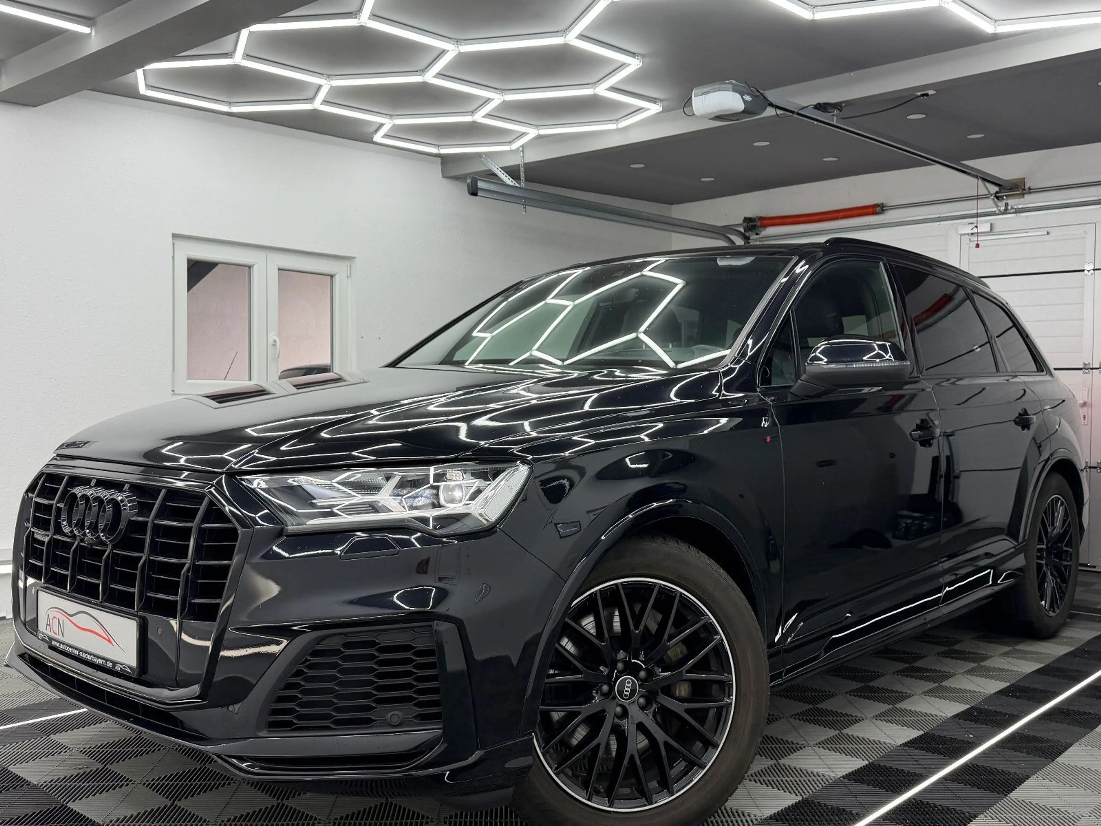 Audi Q7 50 TDI Quattro S LINE/BOSE/MEMORY/HuD/7-SITZE