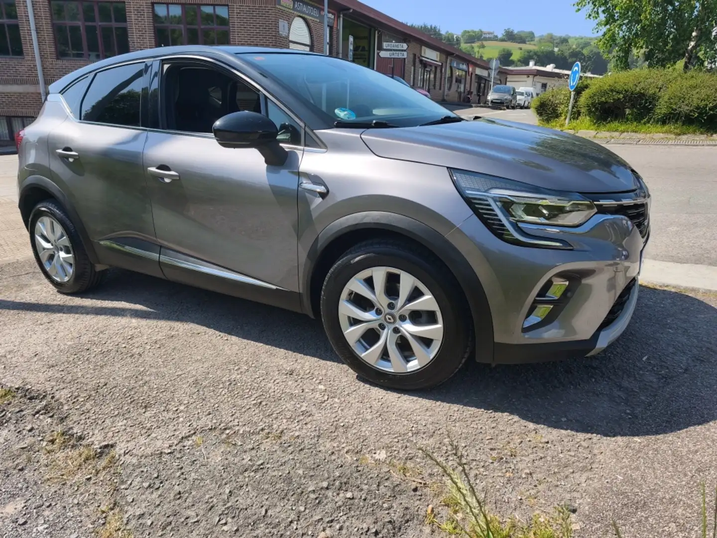 Renault Captur TCe Intens 74kW GLP Beige - 2