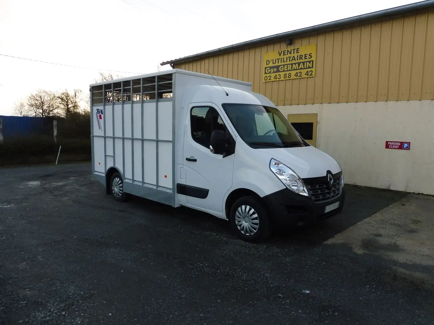 Renault Master F3500 L2H2 2.3 DCI 150CH ENERGY CONFORT EURO6 Blanc - 1