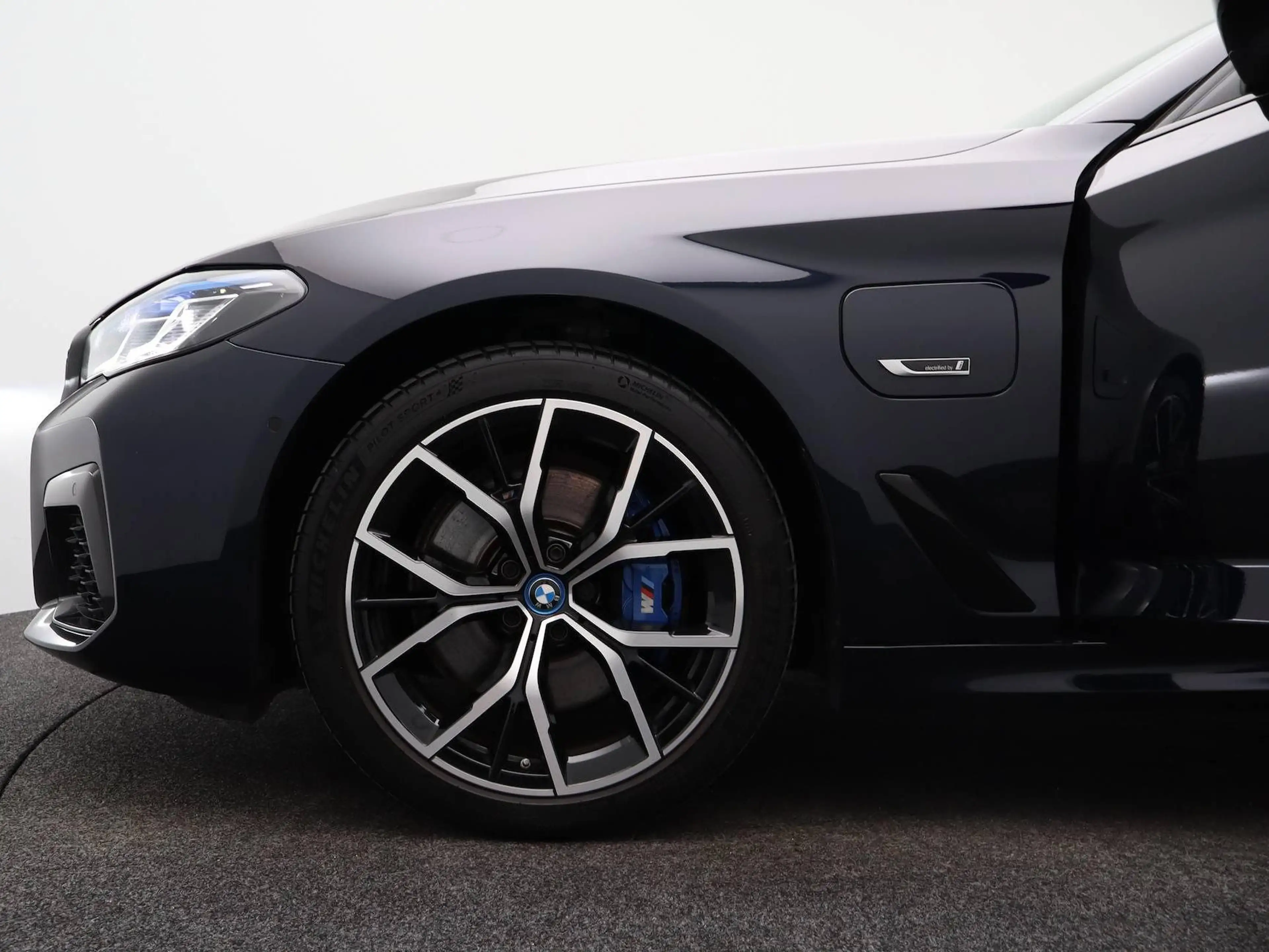 BMW 530 530e X-Drive, High Exe, M-Pakket, Pano, HUD, Individual leer, In Nieuwstaat!!! — photo 15