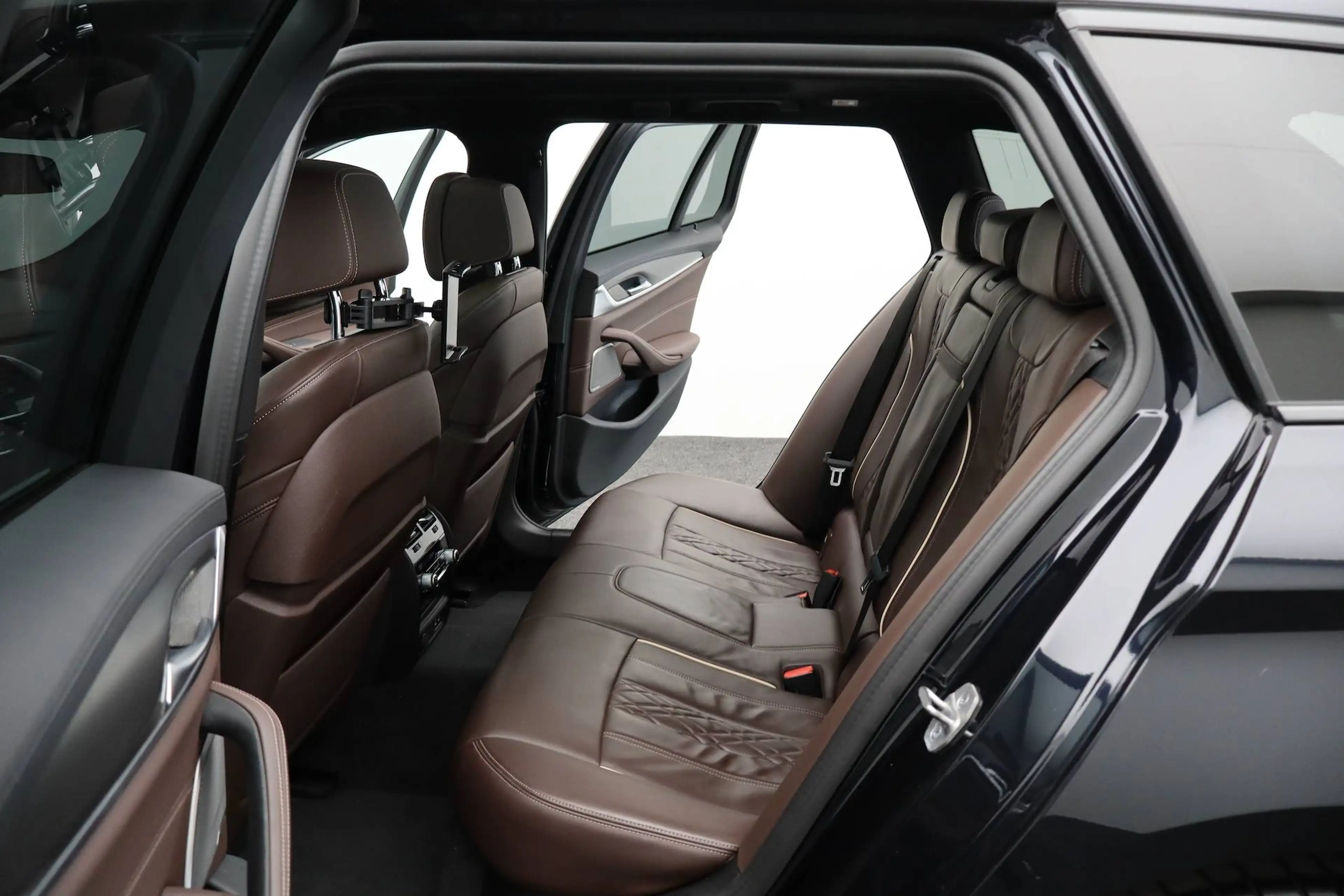 BMW 530 530e X-Drive, High Exe, M-Pakket, Pano, HUD, Individual leer, In Nieuwstaat!!! — photo 12
