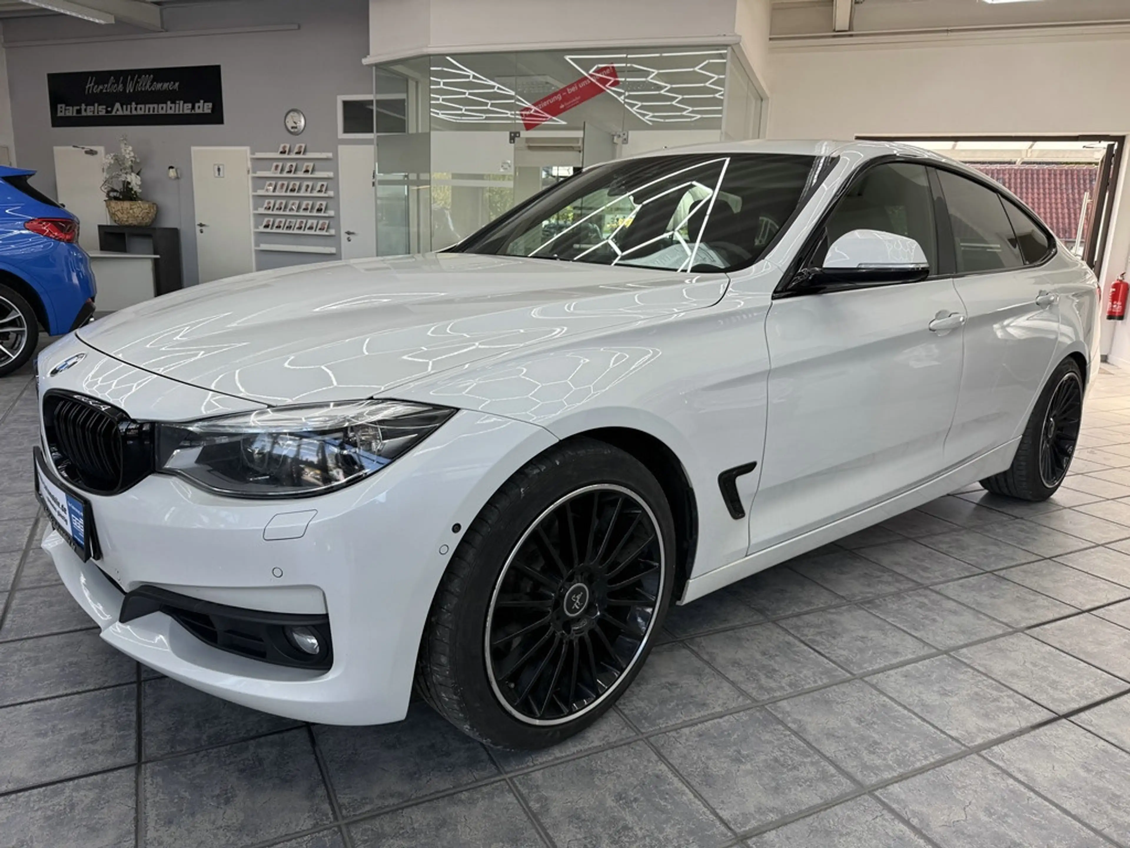 BMW 335 dA xDrive Advantage, Standheiz. — photo 7
