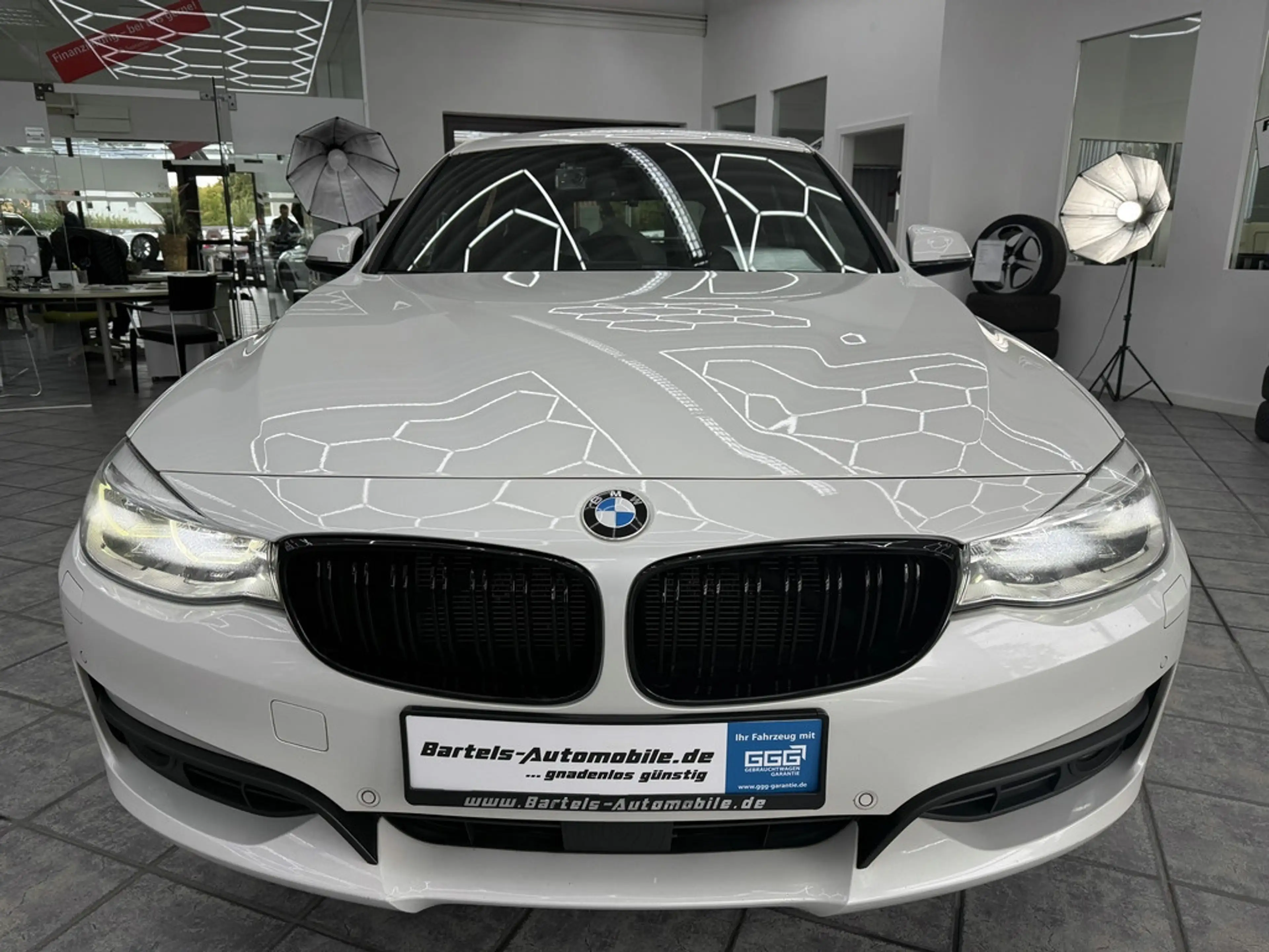 BMW 335 dA xDrive Advantage, Standheiz. — photo 6