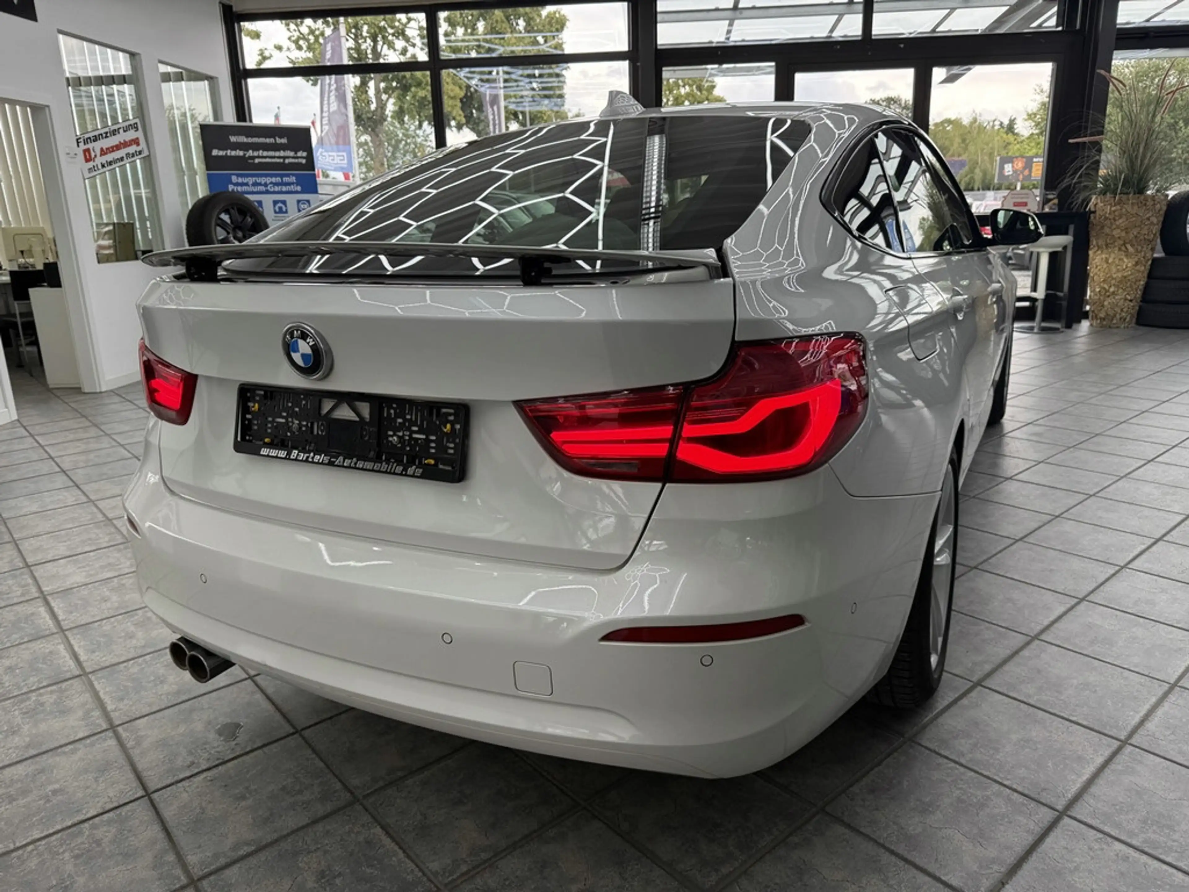 BMW 335 dA xDrive Advantage, Standheiz. — photo 14