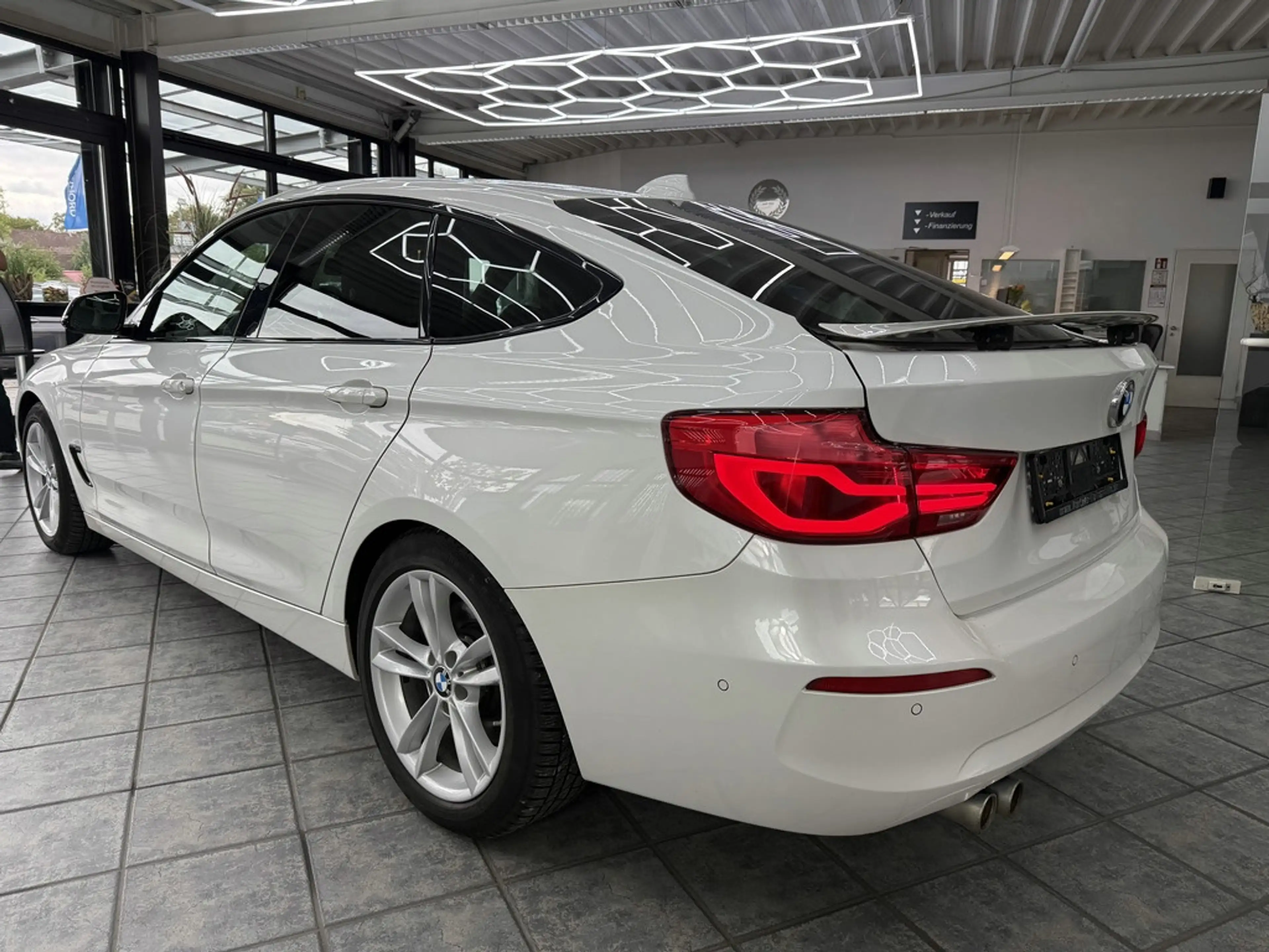 BMW 335 dA xDrive Advantage, Standheiz. — photo 13