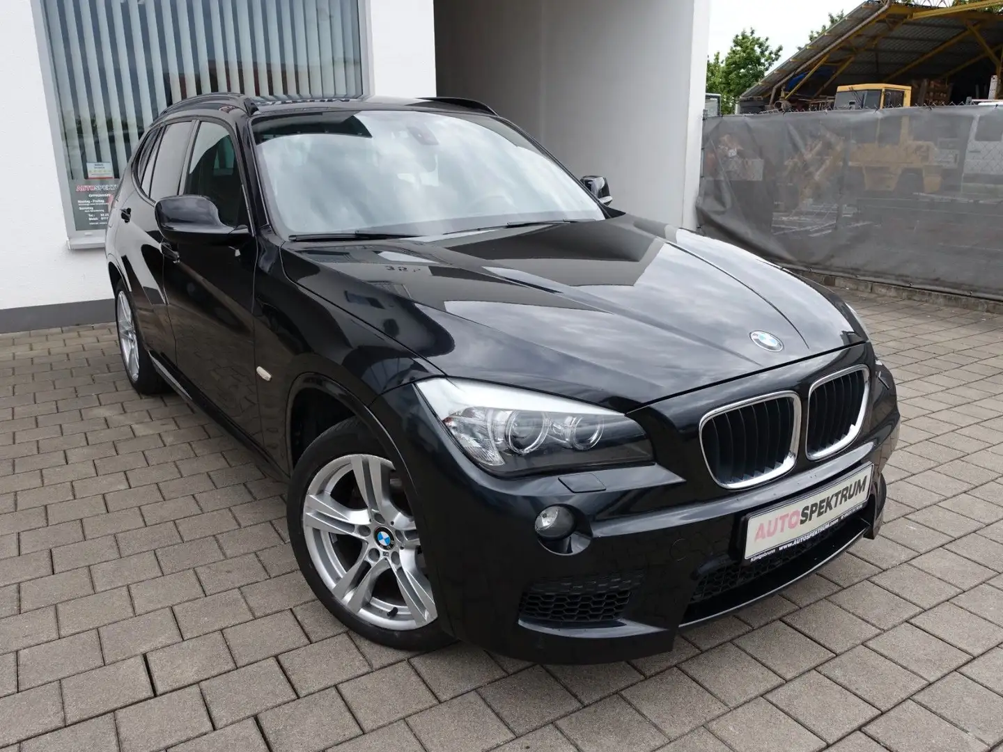 BMW X1 Baureihe X1 18 d xDrive M-PAKET/XENON/PDC/AHK Noir - 2