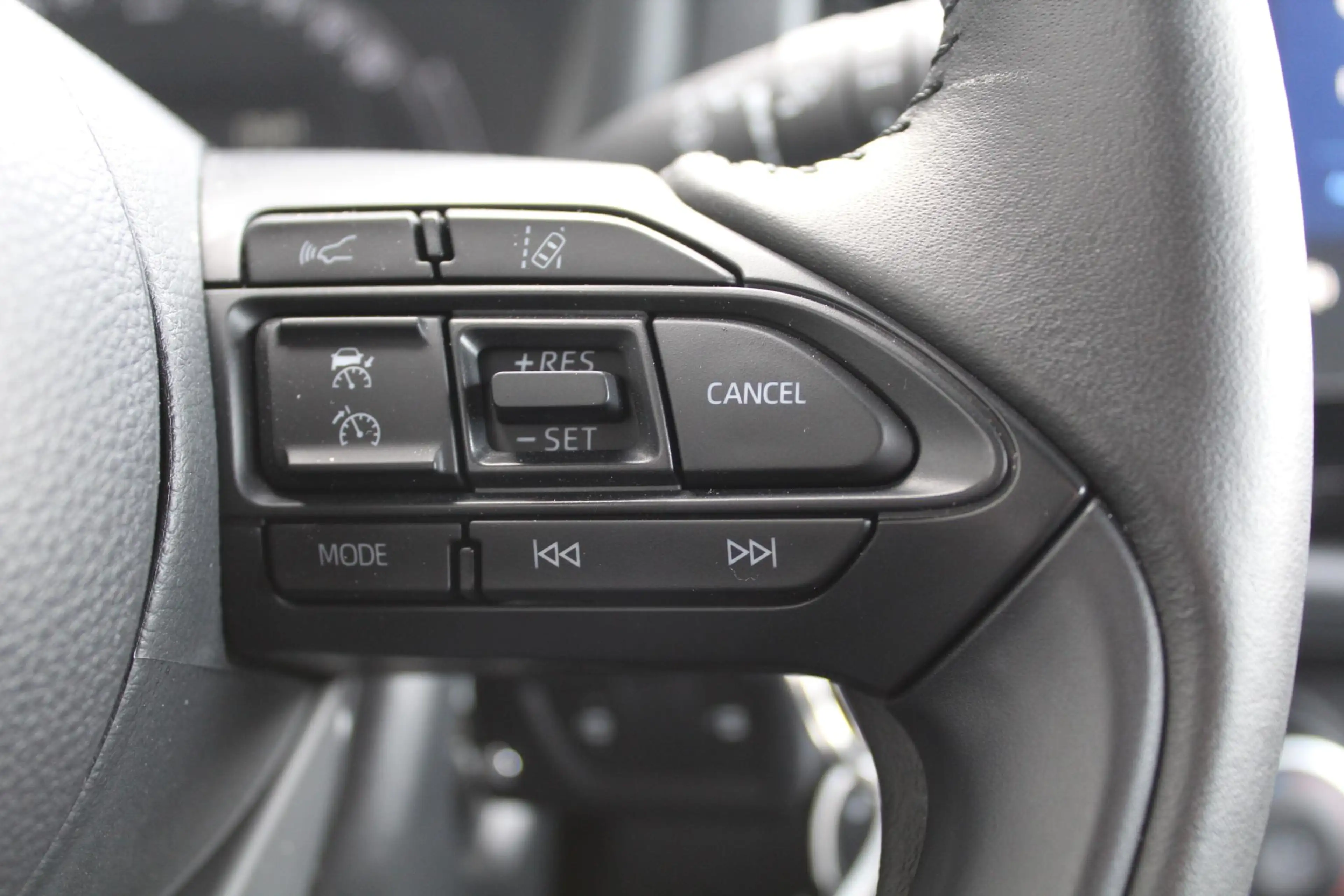 Toyota Aygo X 1.0 VVT-i MT Play — photo 5